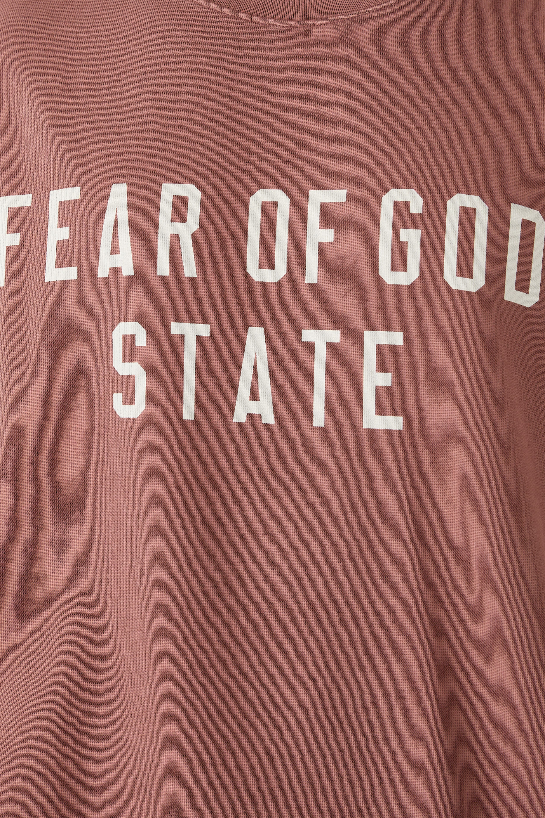 تيشيرت بياقة ضيقة قماش ثقيل الوزن