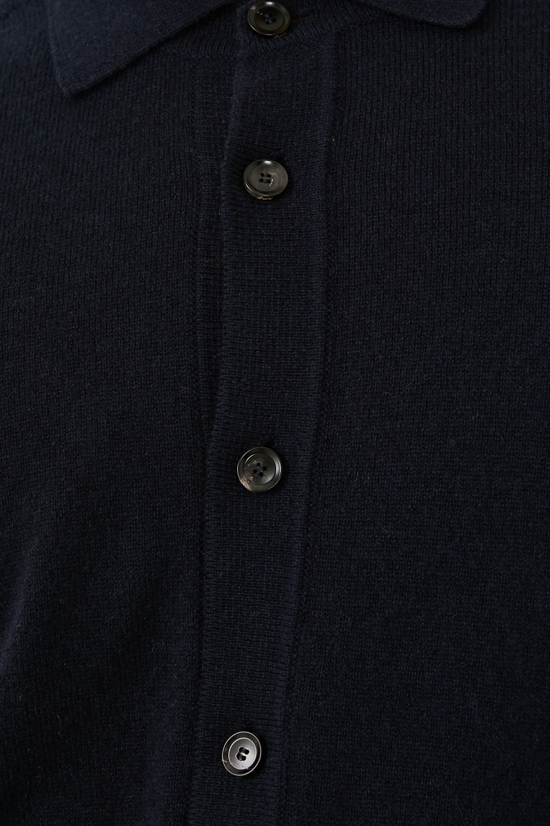 كنزة بأكمام طويلة