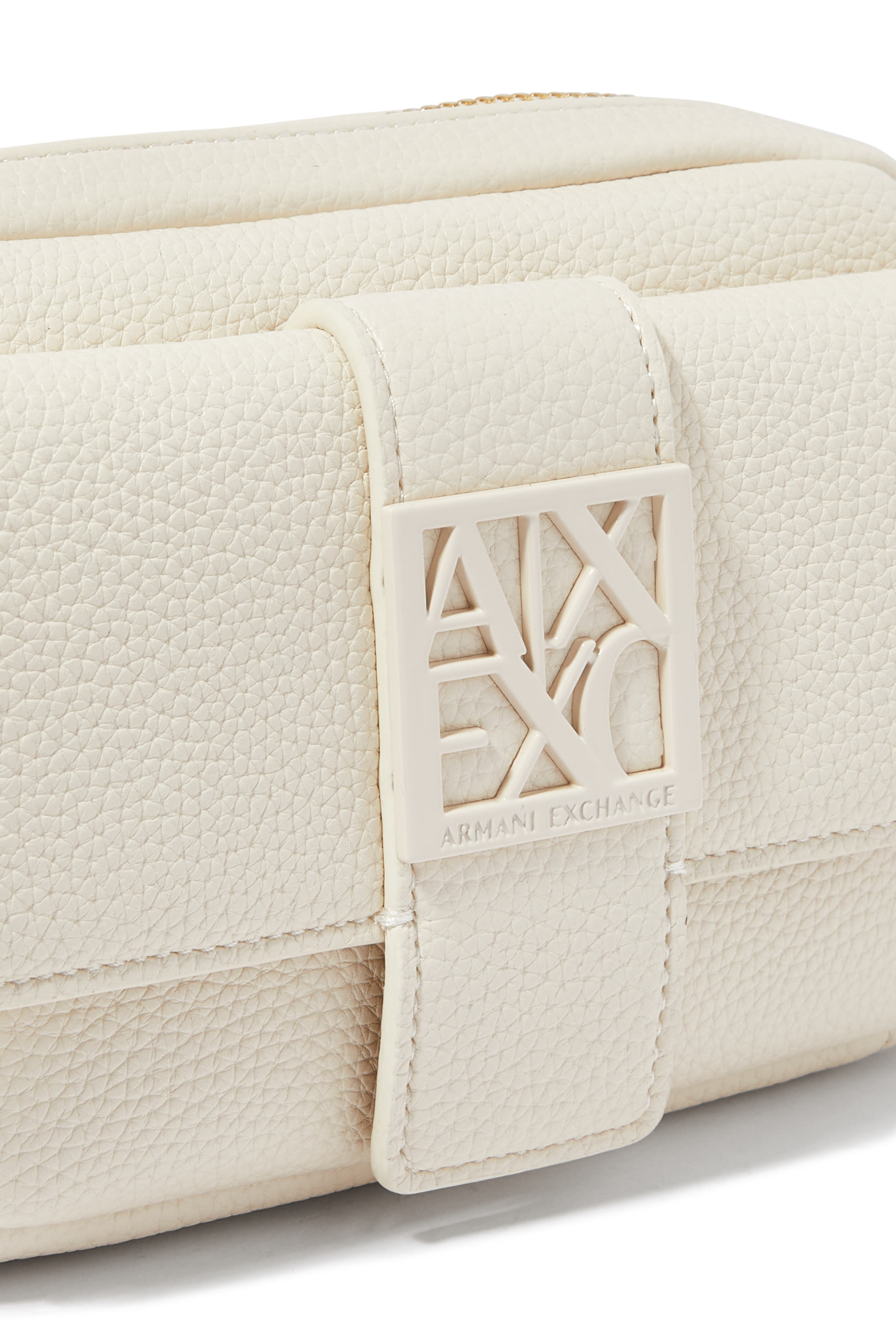 حقيبة بحمالة كتف سلسلة وحروف شعار الماركة