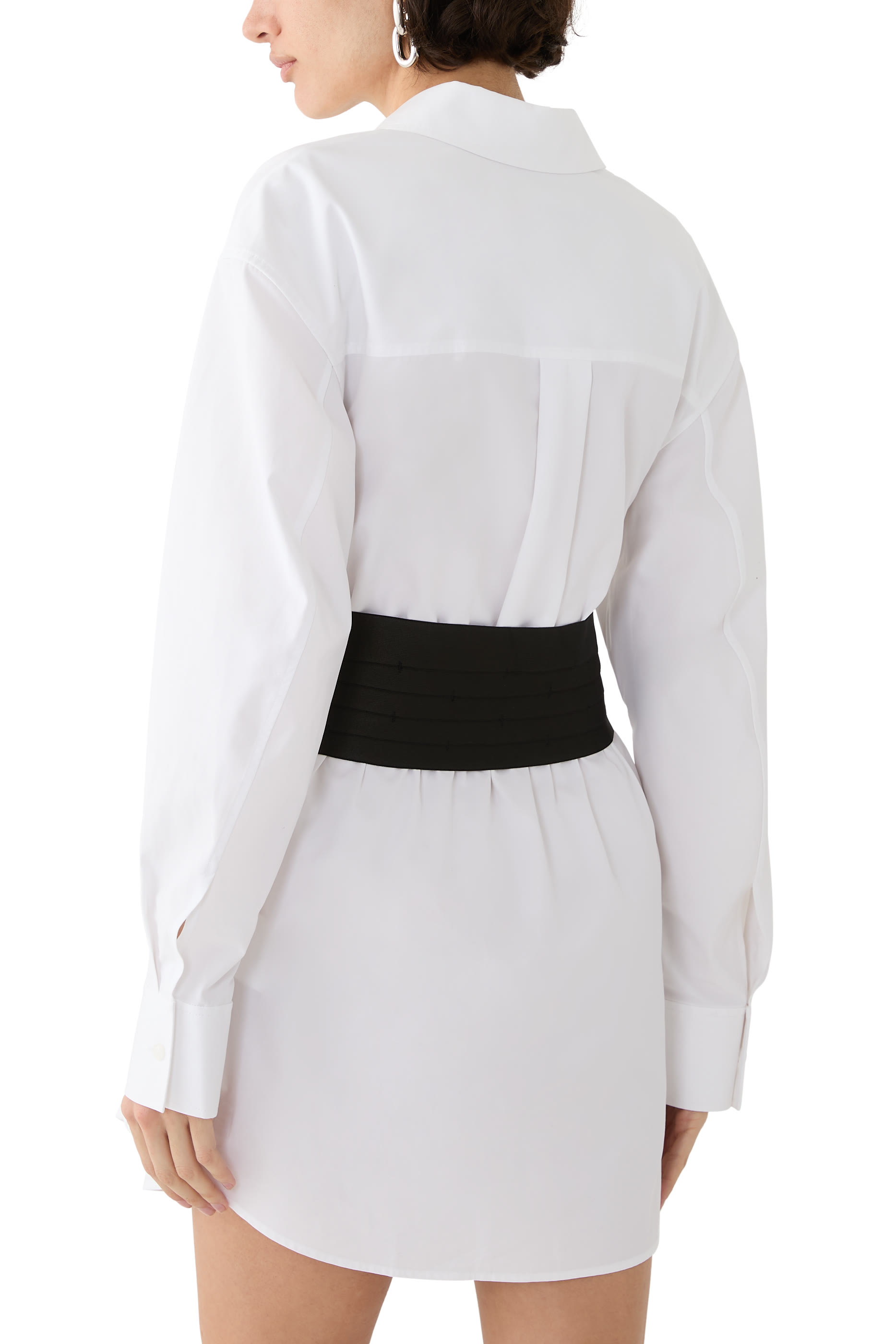 فستان قصير بتصميم قميص غير متماثل