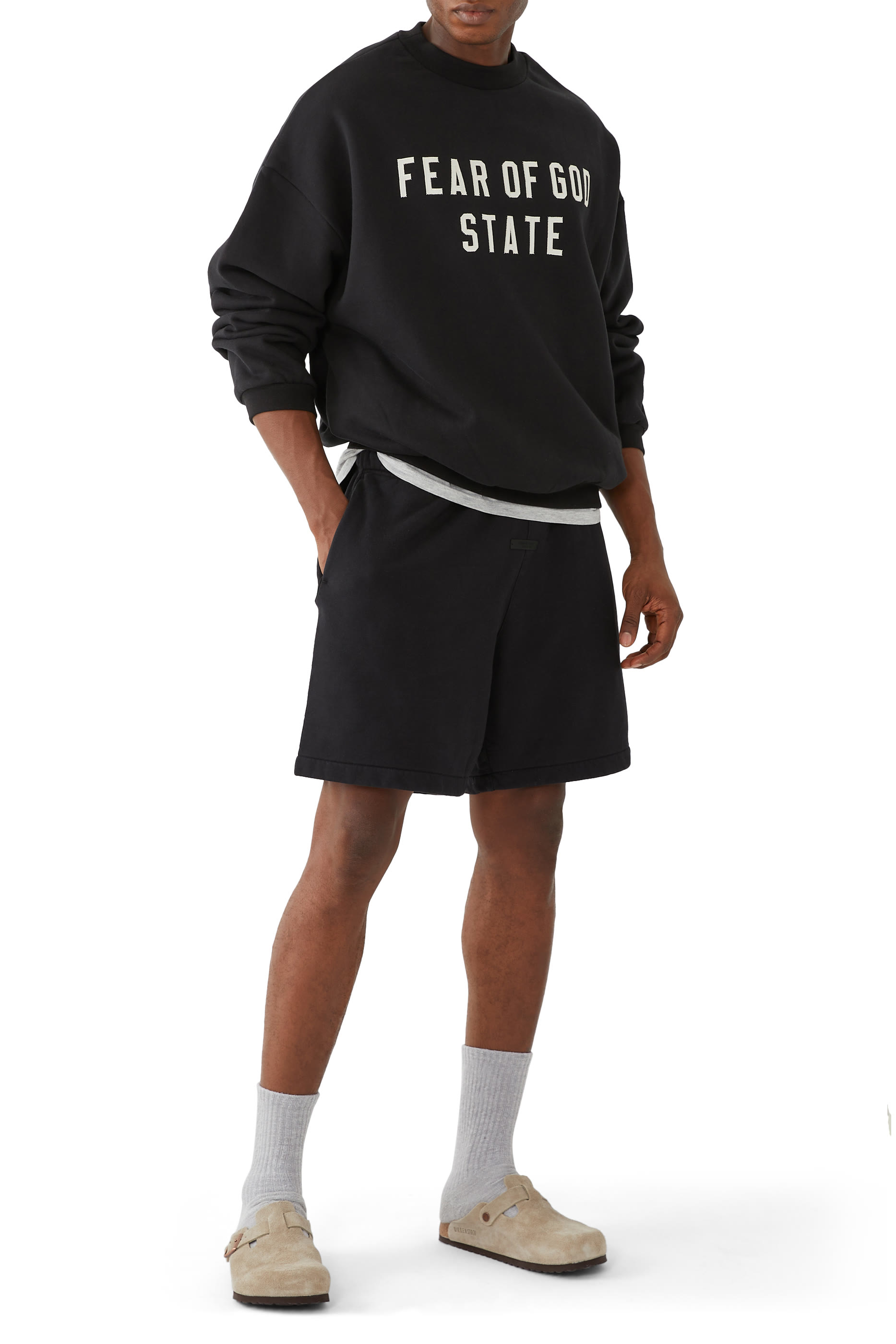 سويت شيرت بياقة ضيقة صوف ثقيل