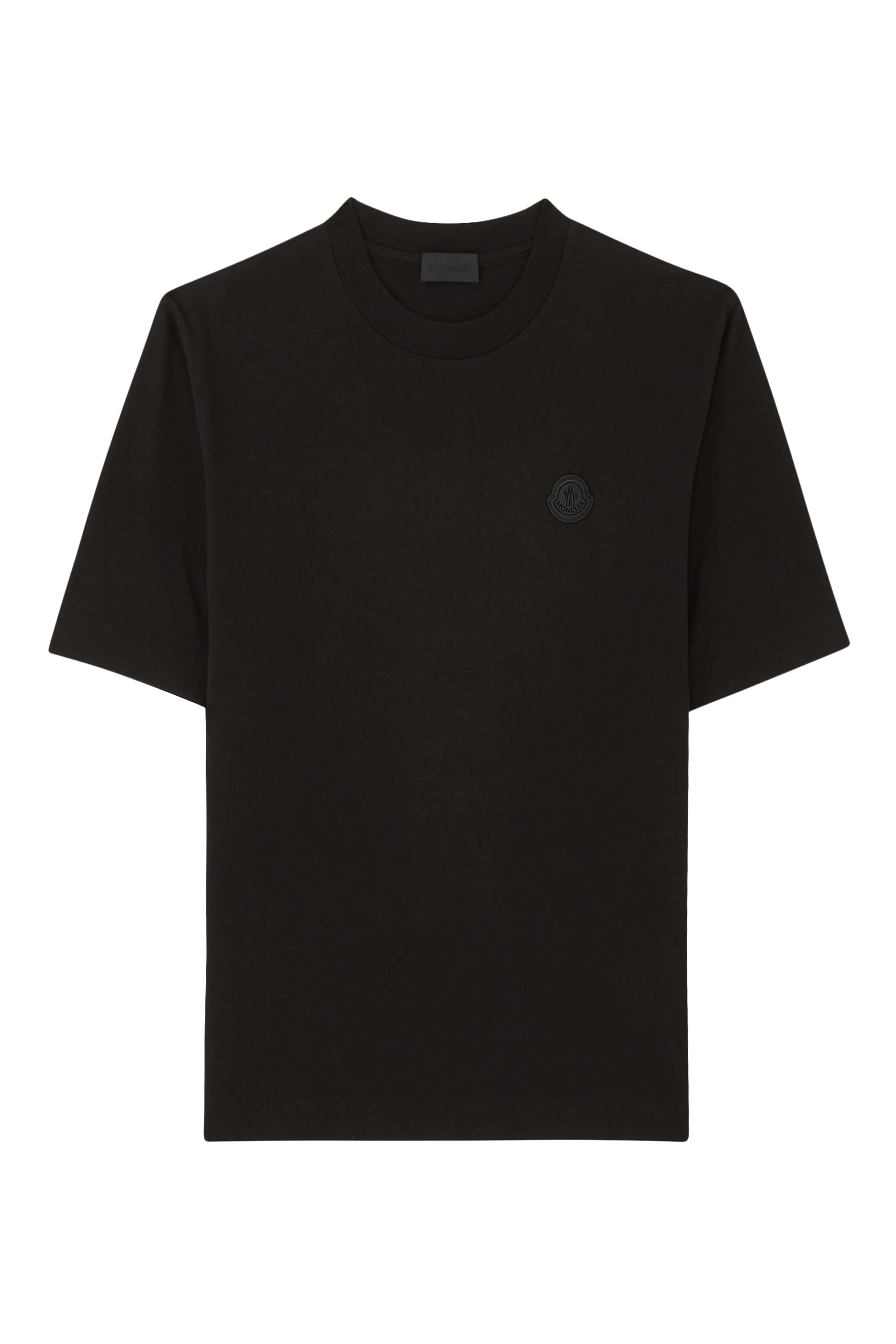 تيشيرت بأكمام قصيرة