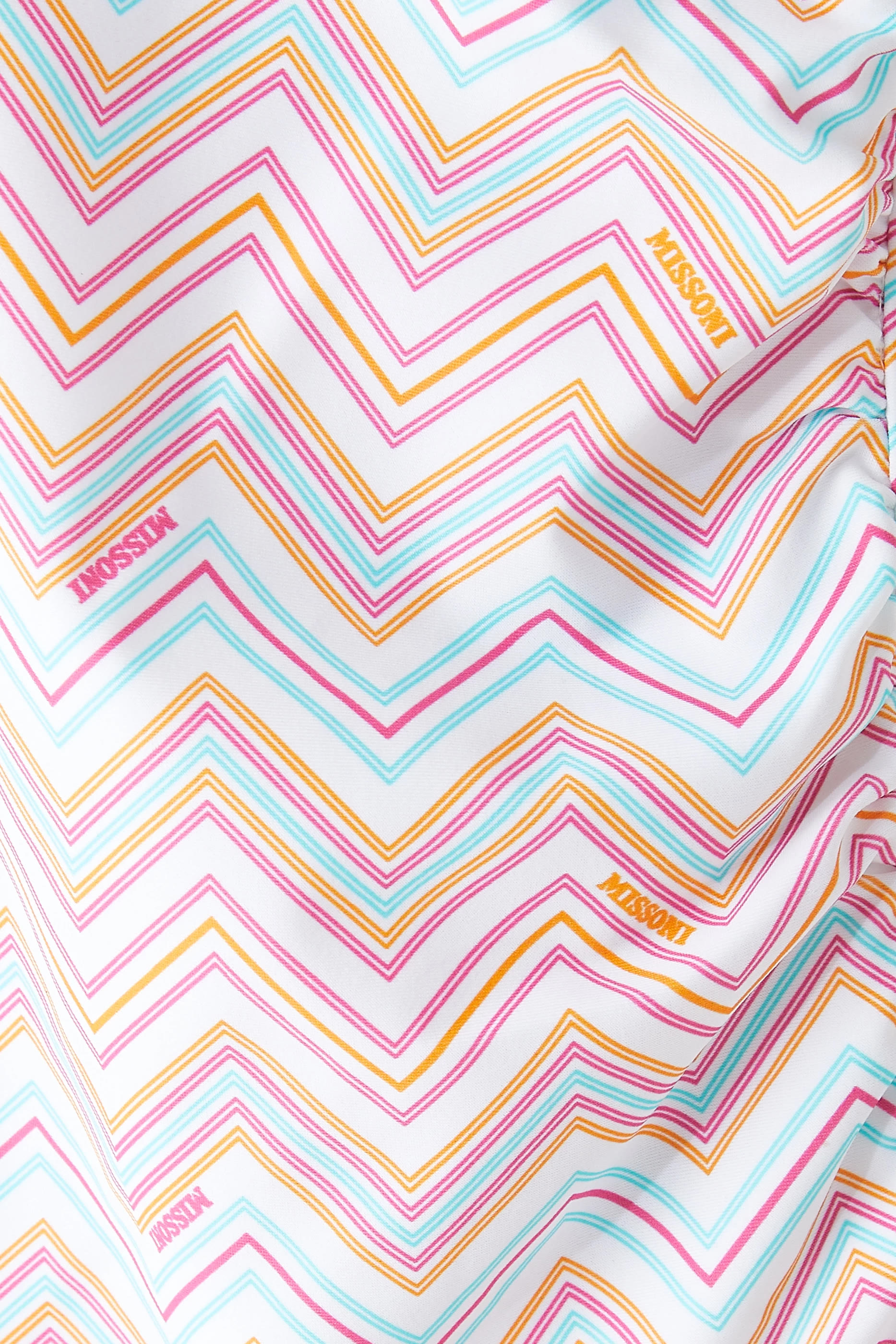 بدلة سباحة بنقشة خطوط متعرجة وكتف مكشوف للأطفال