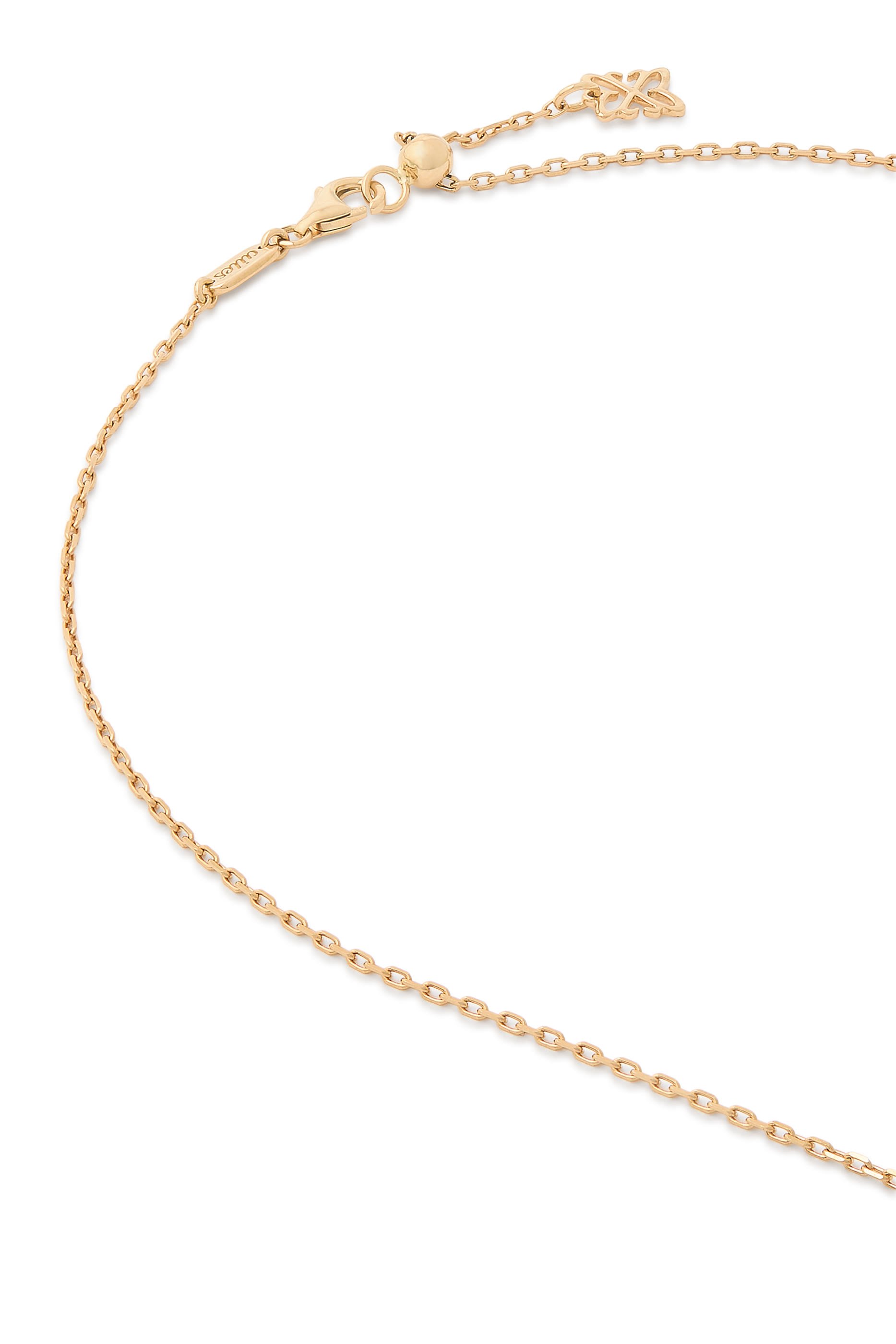 قلادة بدلاية بتصميم مضرب مزينة بالماس والمينا، ذهب أصفر عيار 18