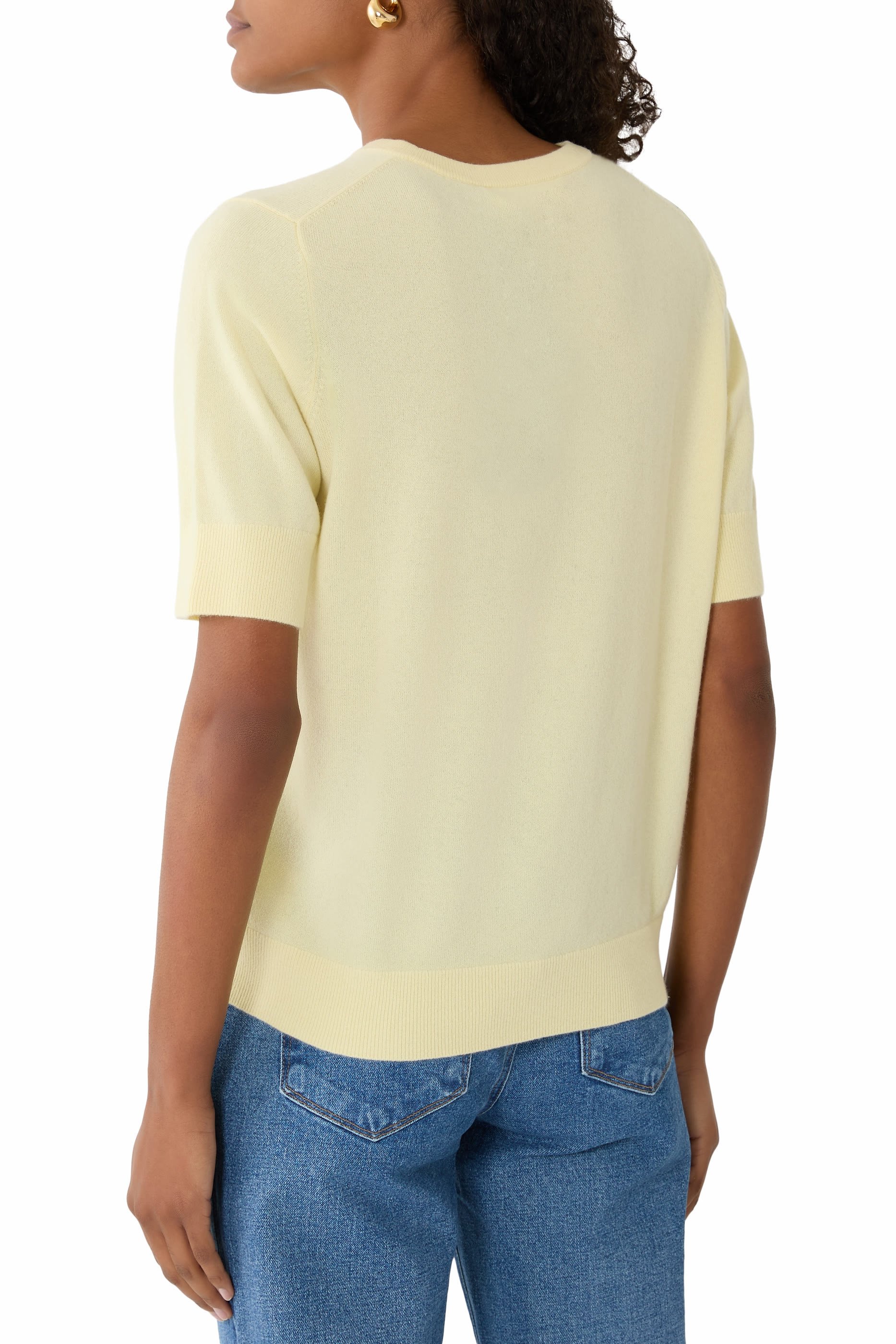 تيشيرت لوجان بياقة ضيقة