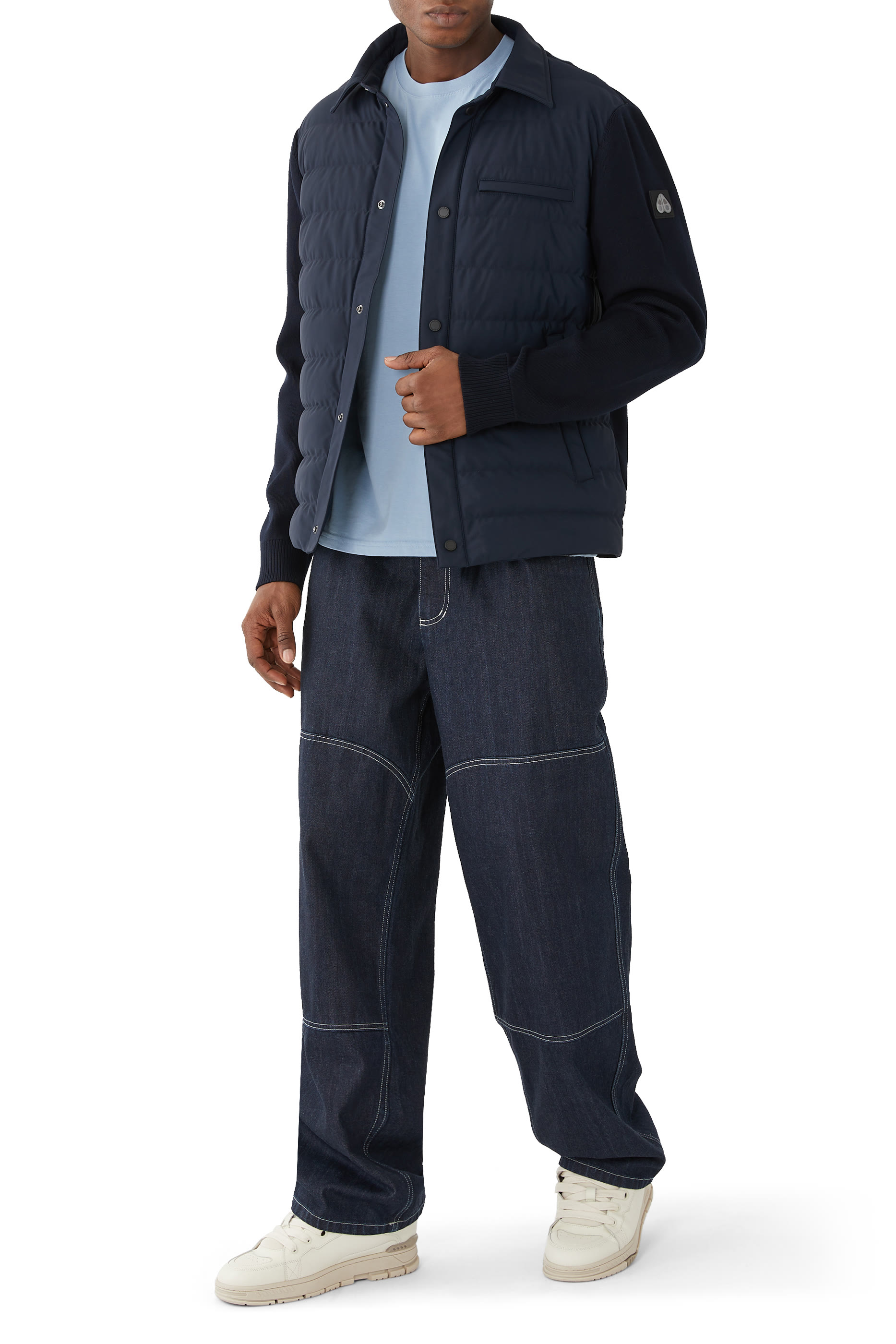 جاكيت بنقشة رخامية وتصميم قميص من خامات مختلفة