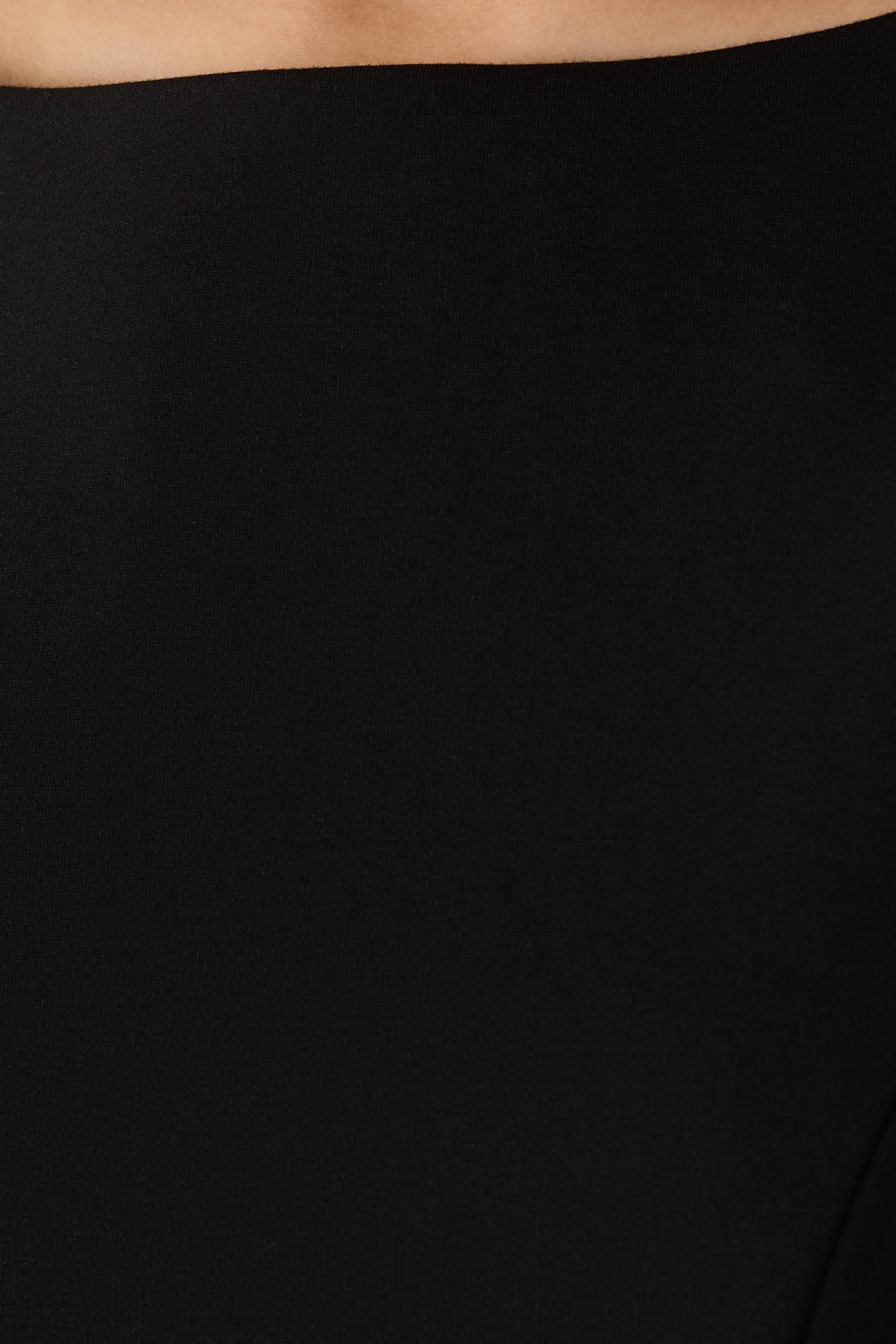 بلوزة بياقة مستقيمة بونتي مطاطي ناعم