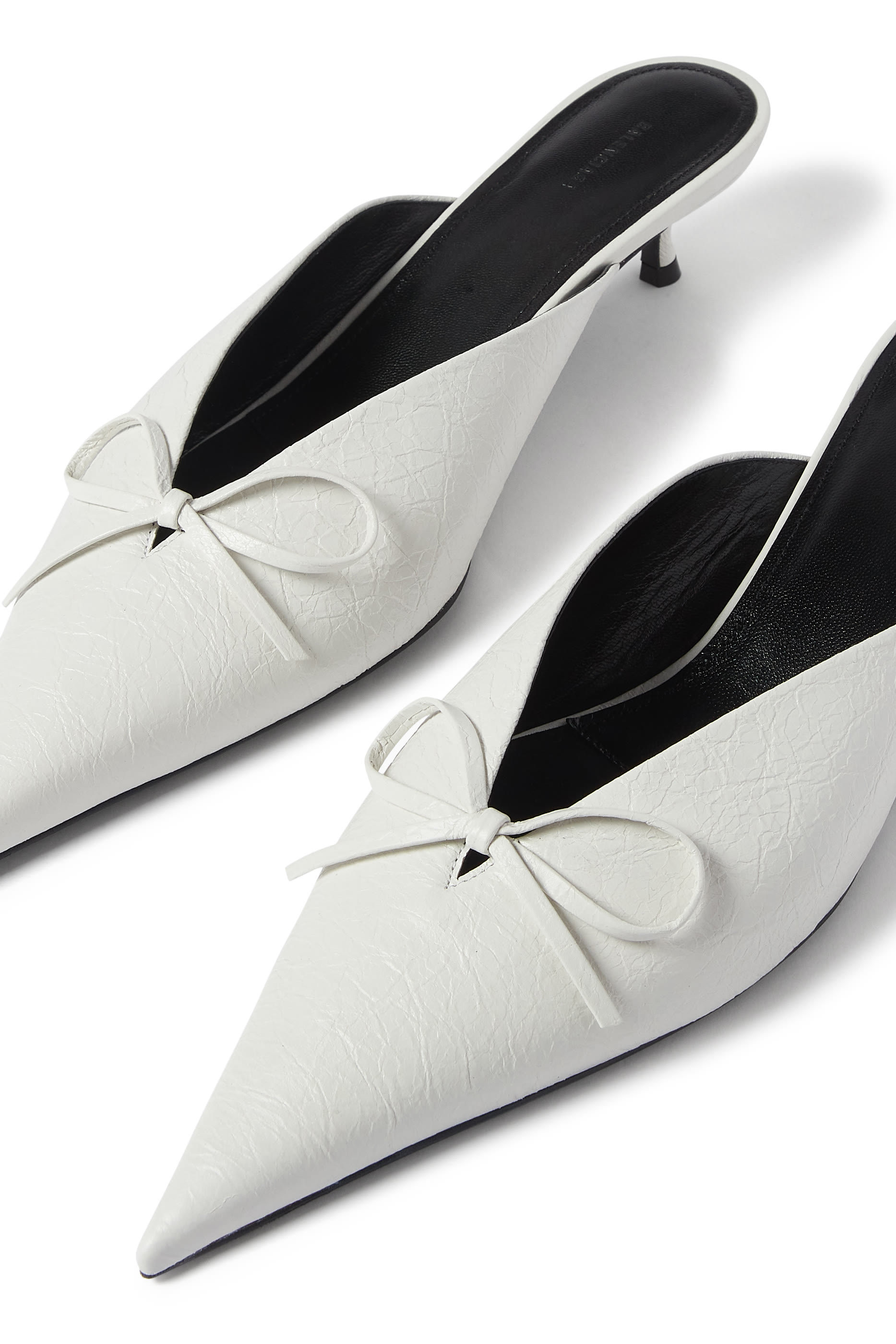 حذاء مفتوح من الخلف 40 بمقدمة مدببة بفيونكة