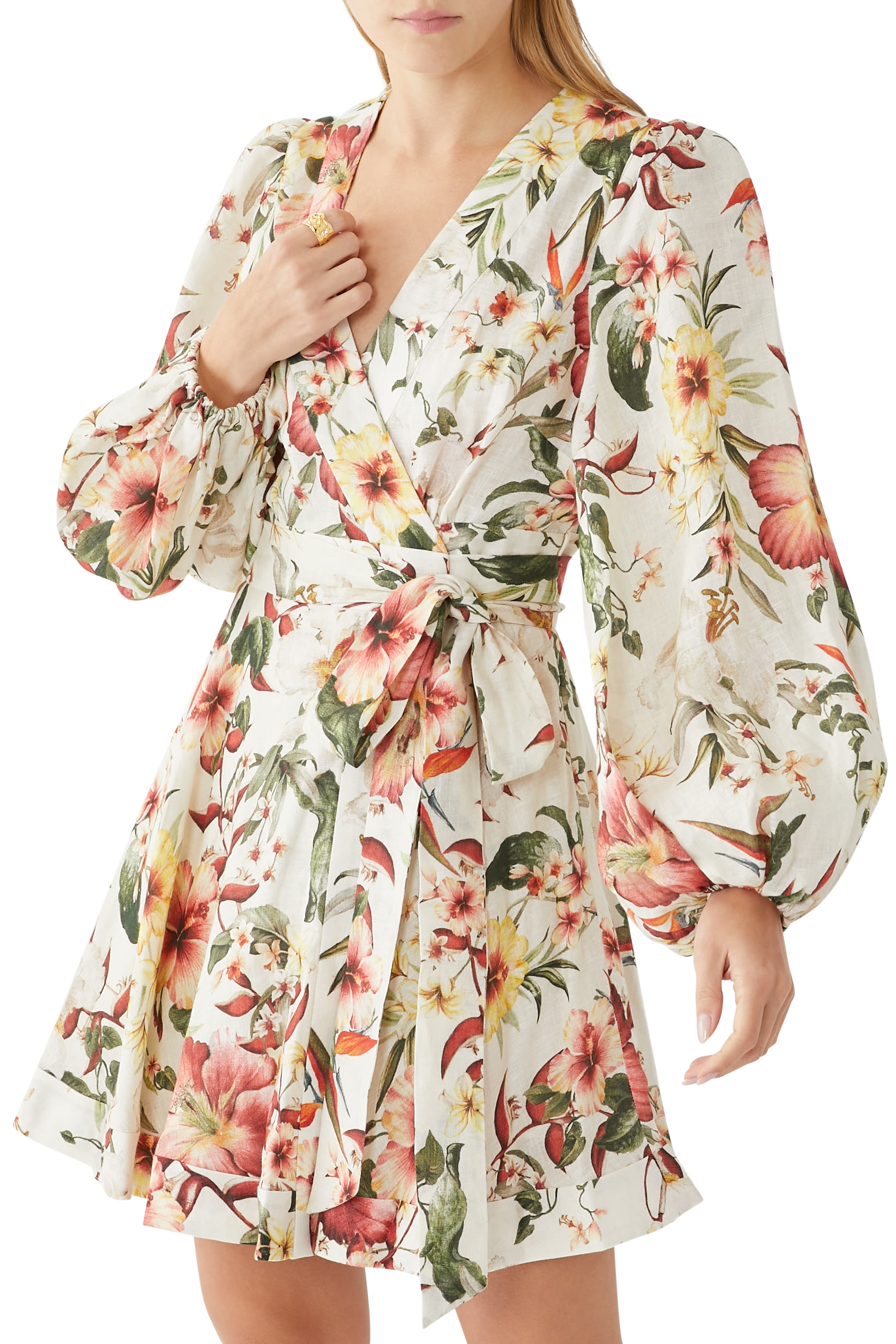 فستان ليكسي قصير بتصميم ملفوف