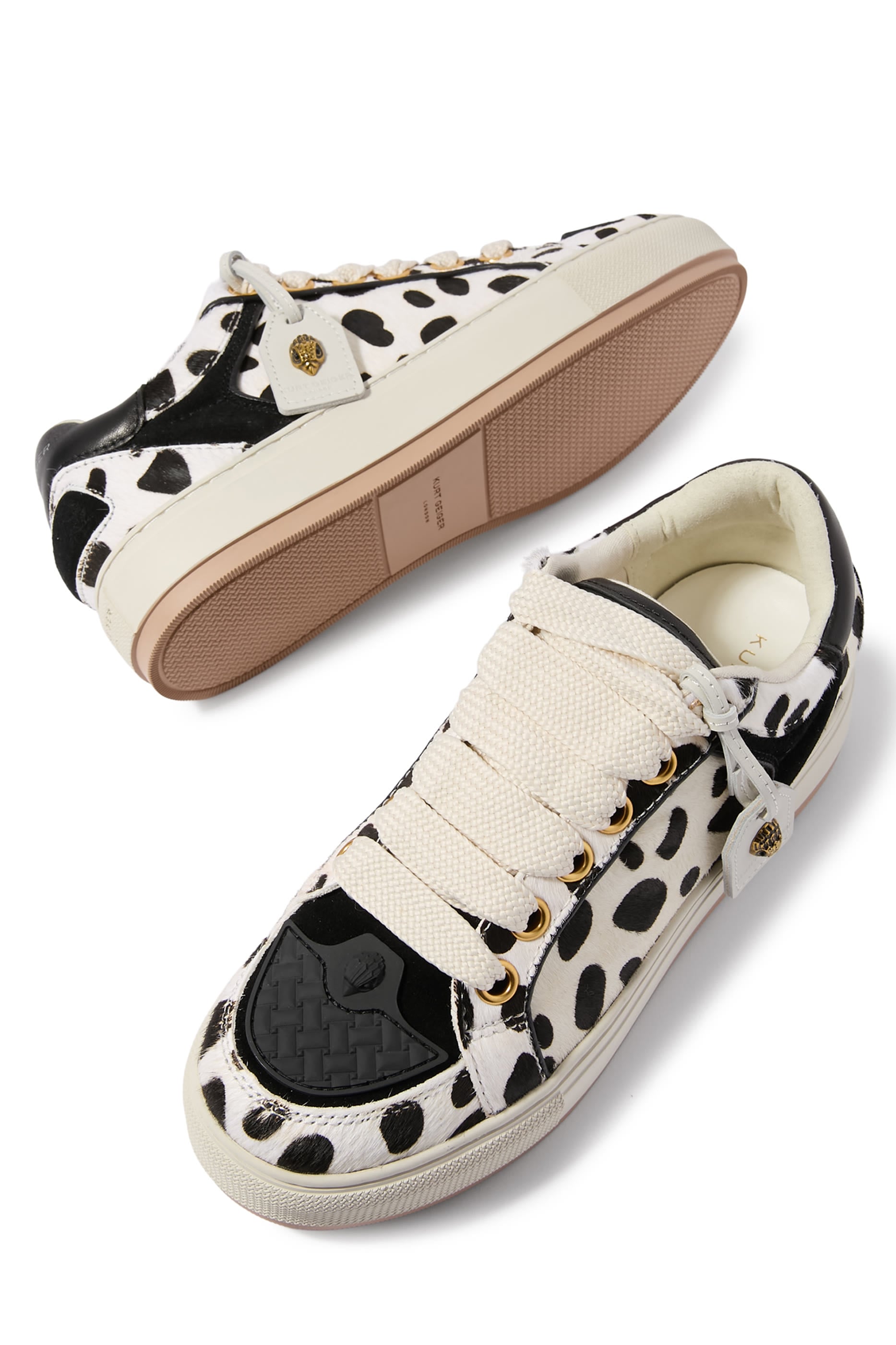 سنيكرز ساوث بانك بنعل عريض ورقعة شعار الماركة