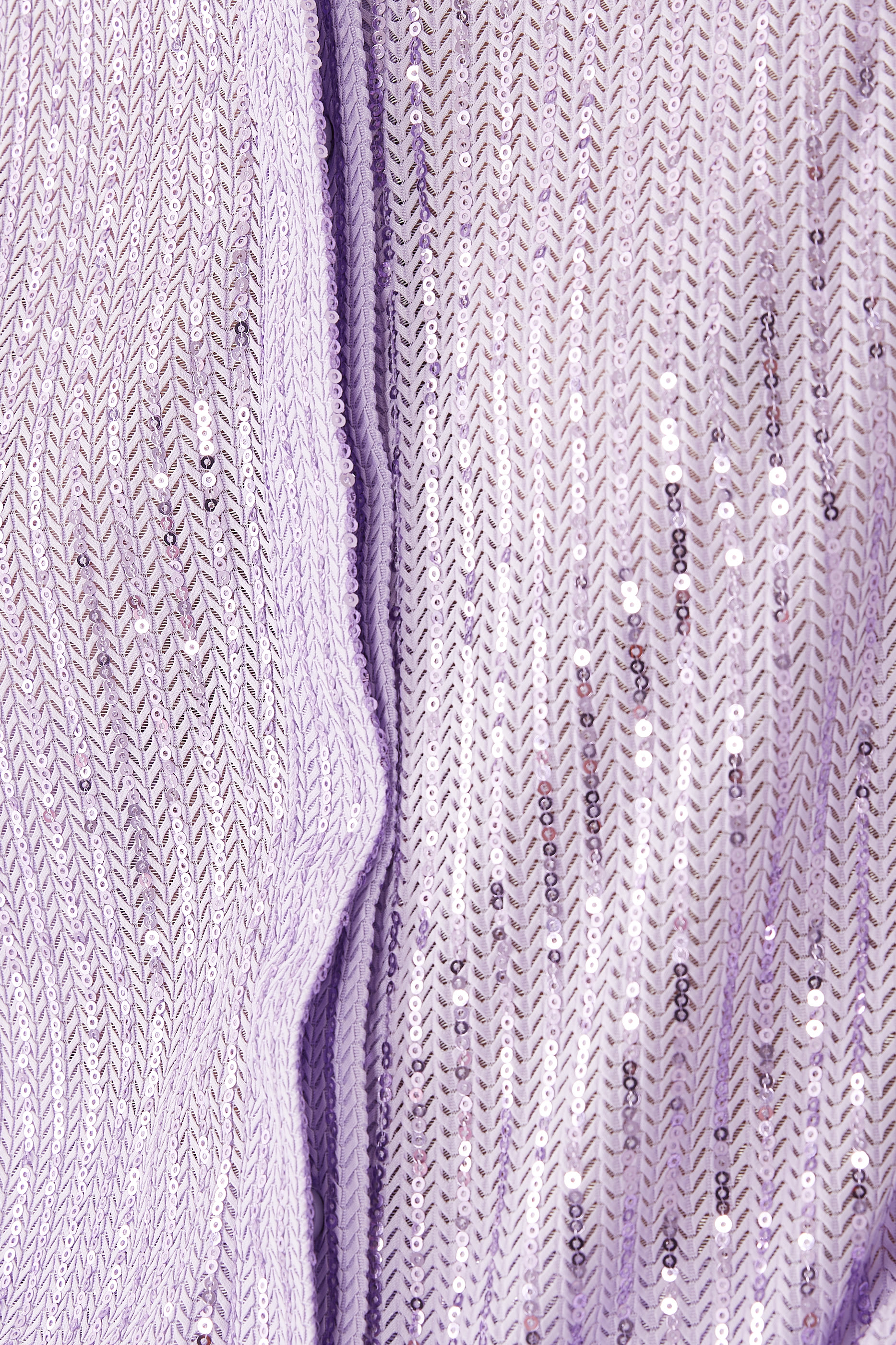 قميص سجيدل مطرز بالترتر