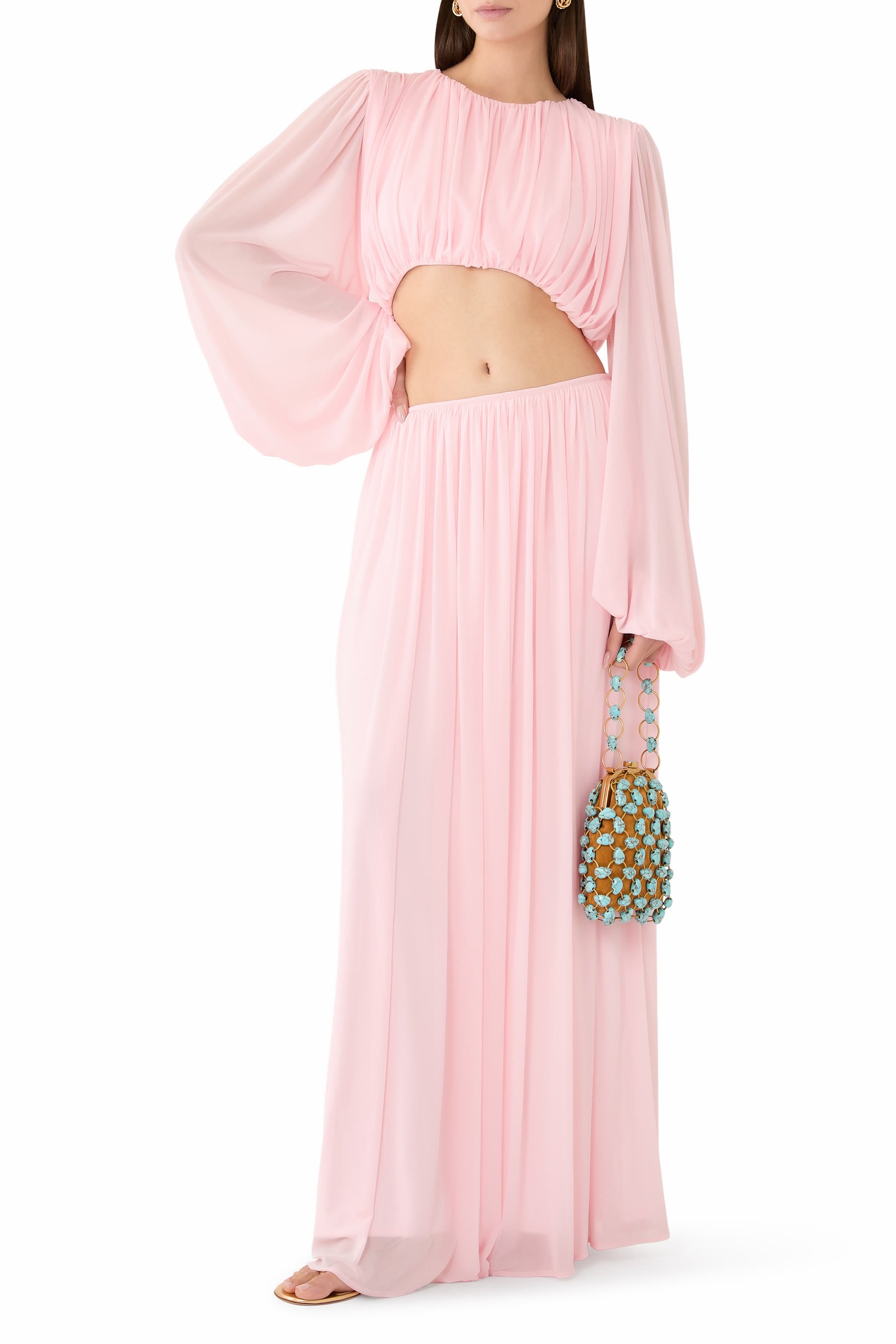 طقم بيني مماثل