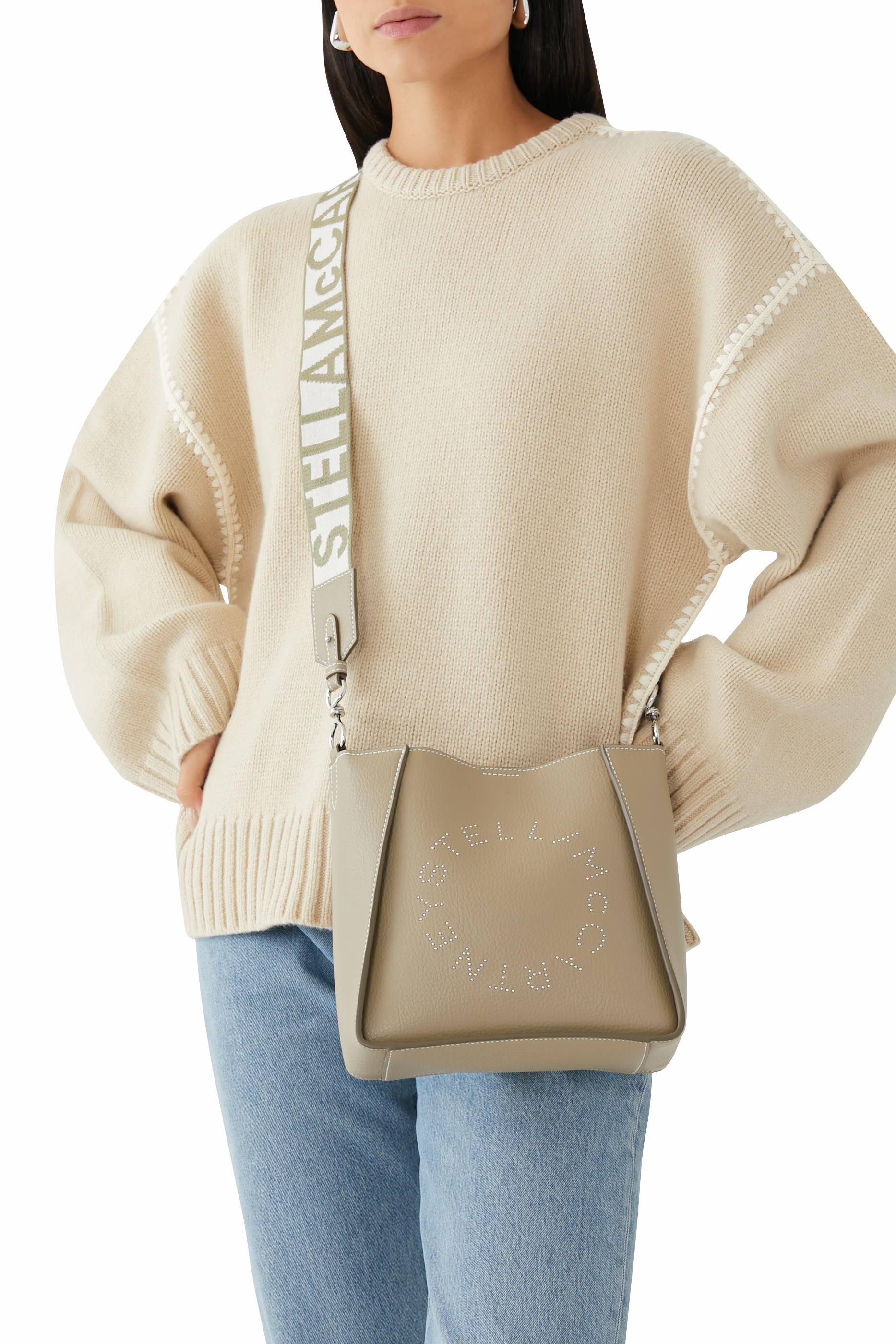 حقيبة كروس بتصميم مربع وشعار الماركة