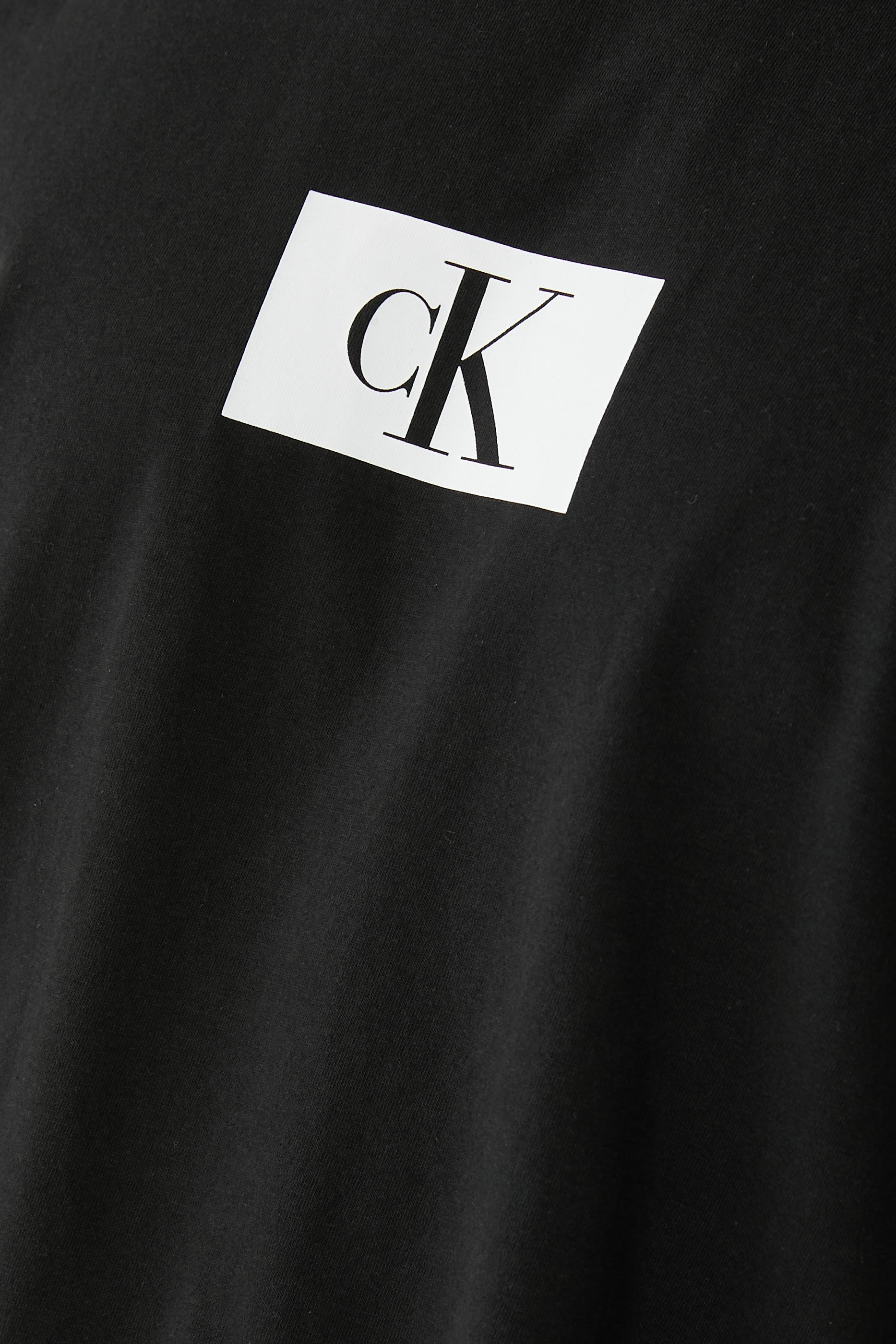 تيشيرت قطن بشعار الماركة