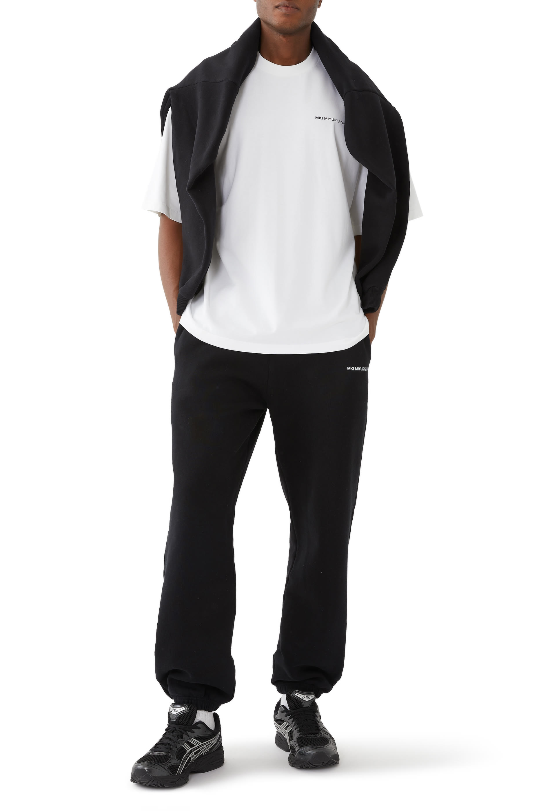 تيشيرت يونفورم