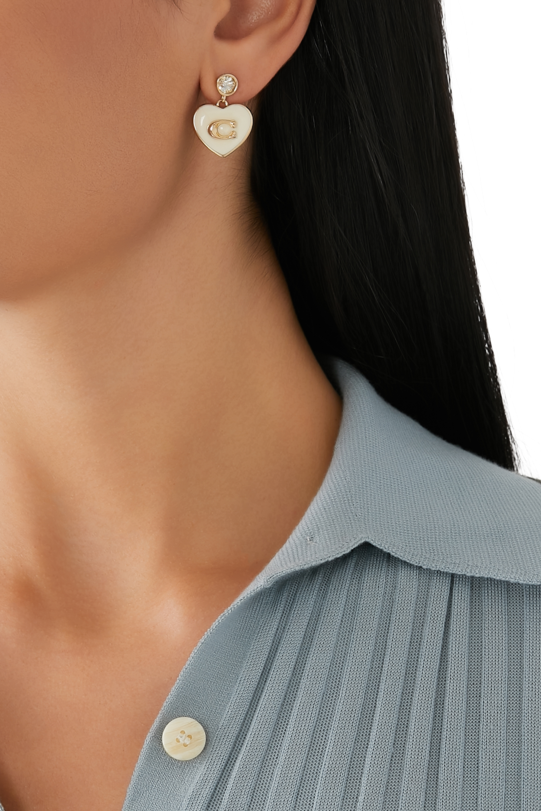 أقراط متدلية بتصميم قلب مرصع بالكريستال