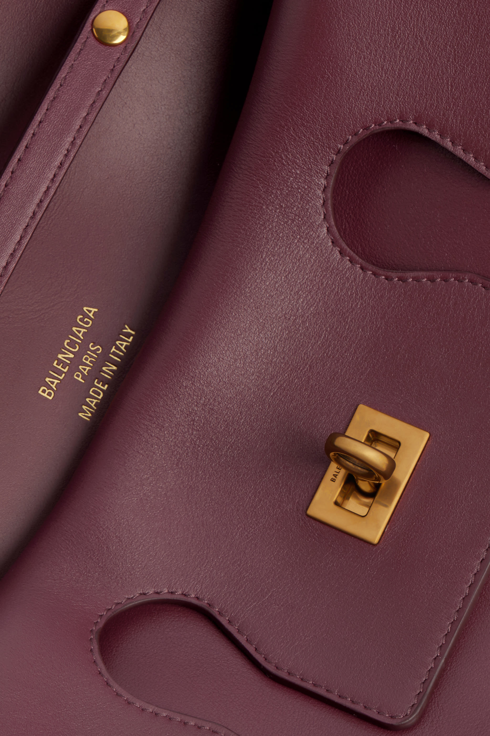 كلاتش بيل اير صغير