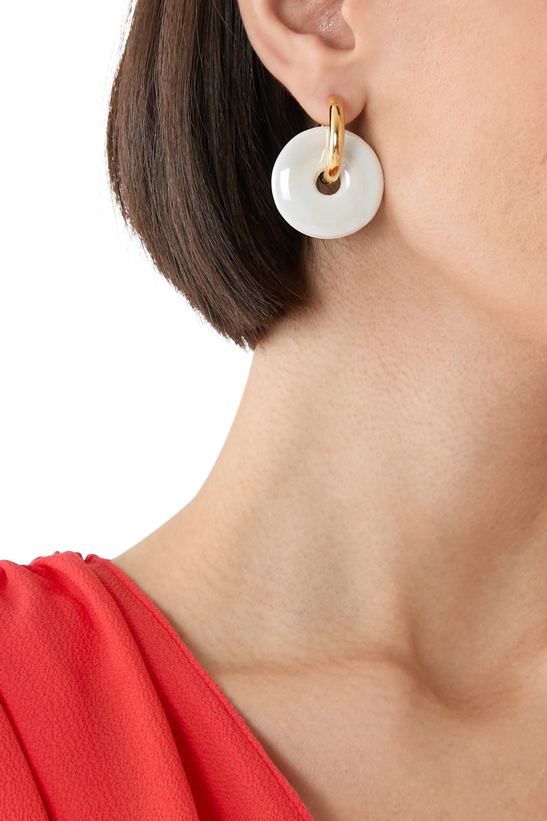 أقراط دائرية دوجي بتصميم دونت، راتنج ومعدن ومينا