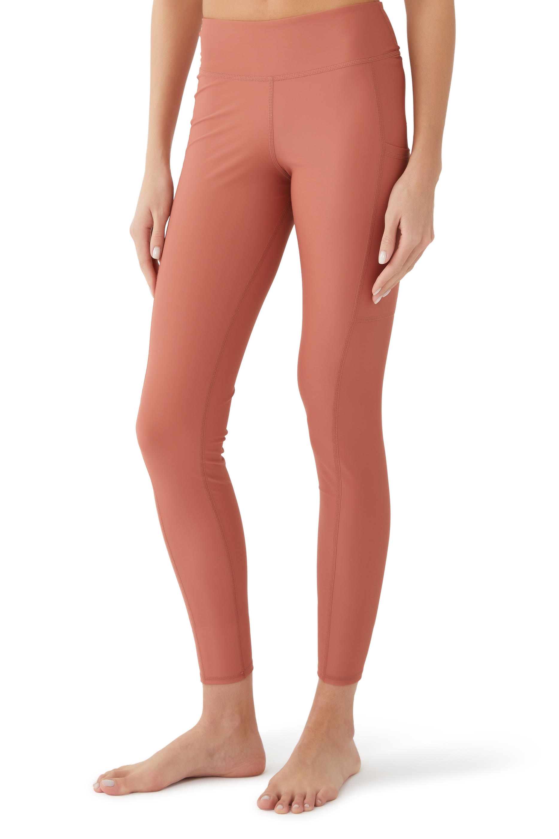 بنطال سباحة ضيق