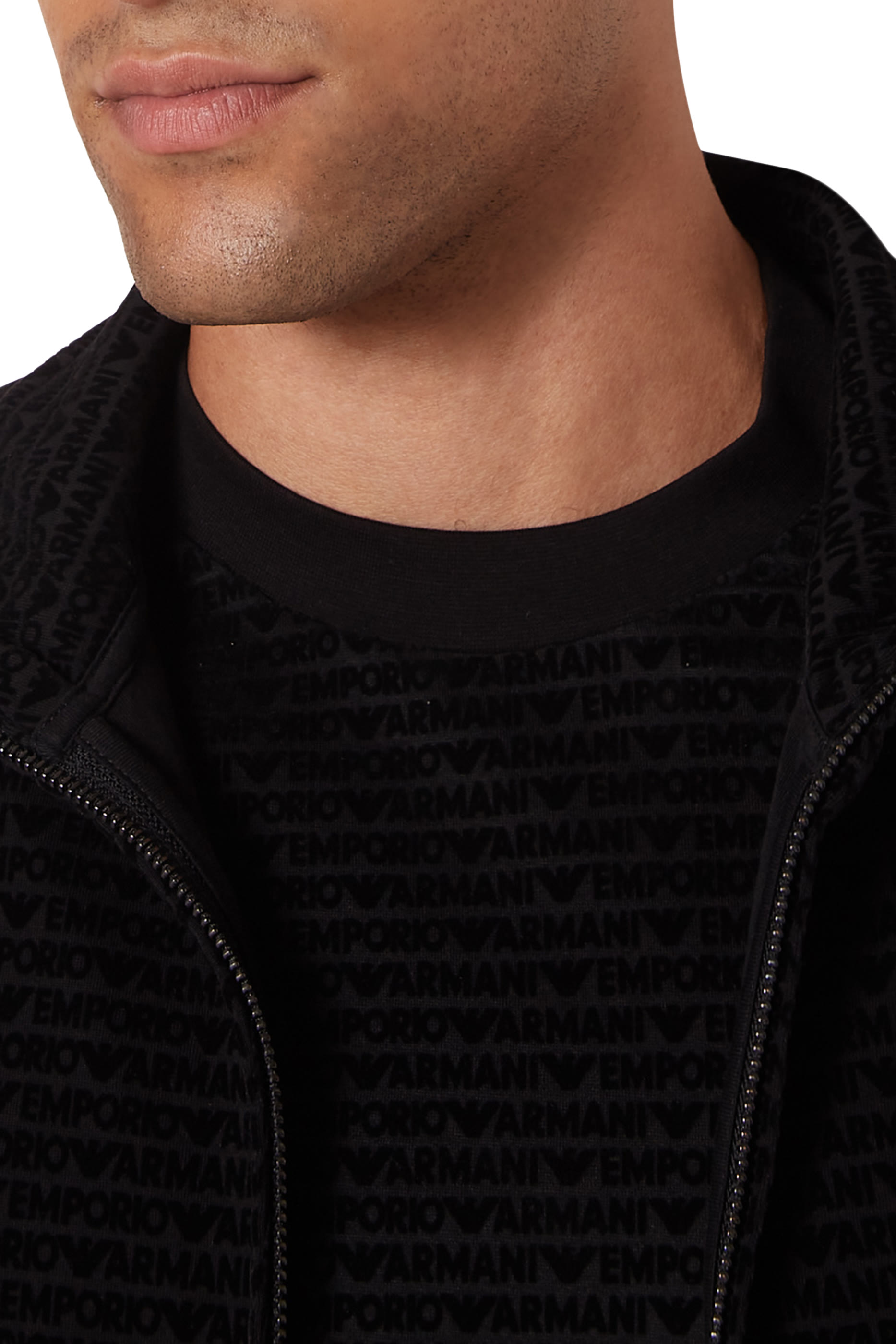 كاب بايسبول بشعار الماركة