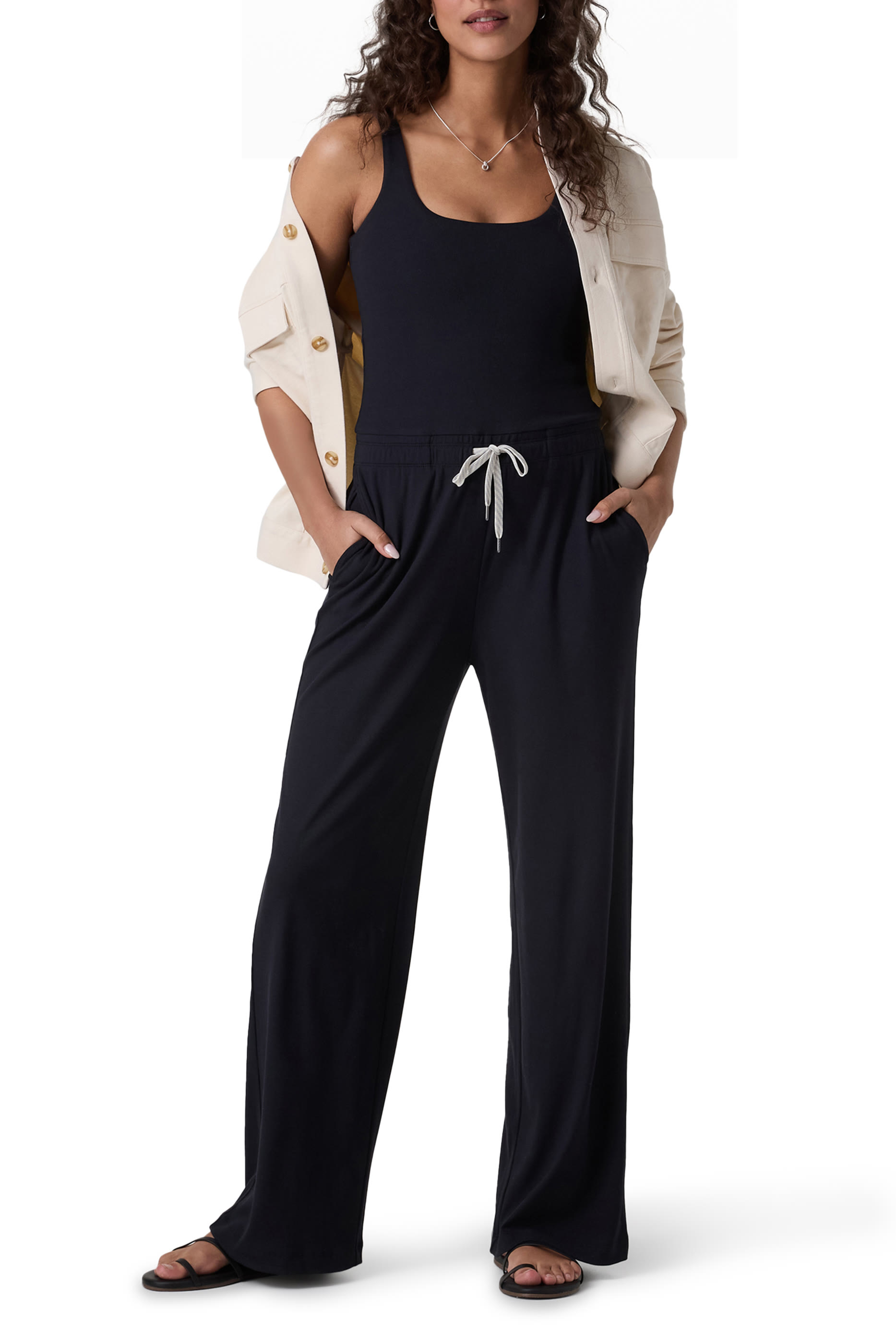 جمبسوت بوز بياقة عميقة