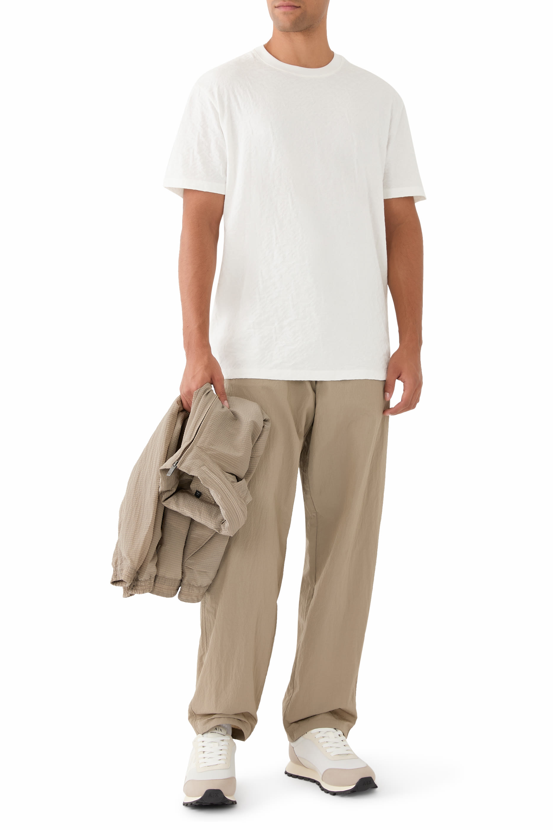 تيشيرت بقصة عادية