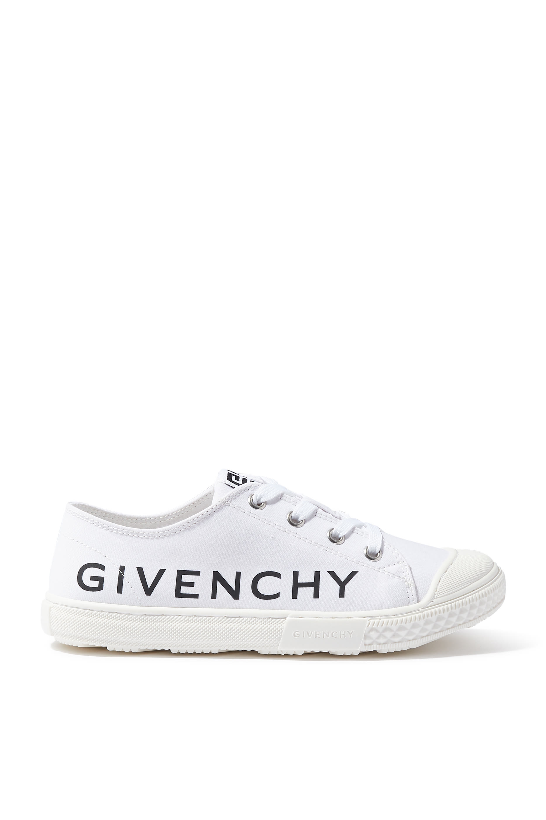 سنيكرز بشعار الماركة للأطفال