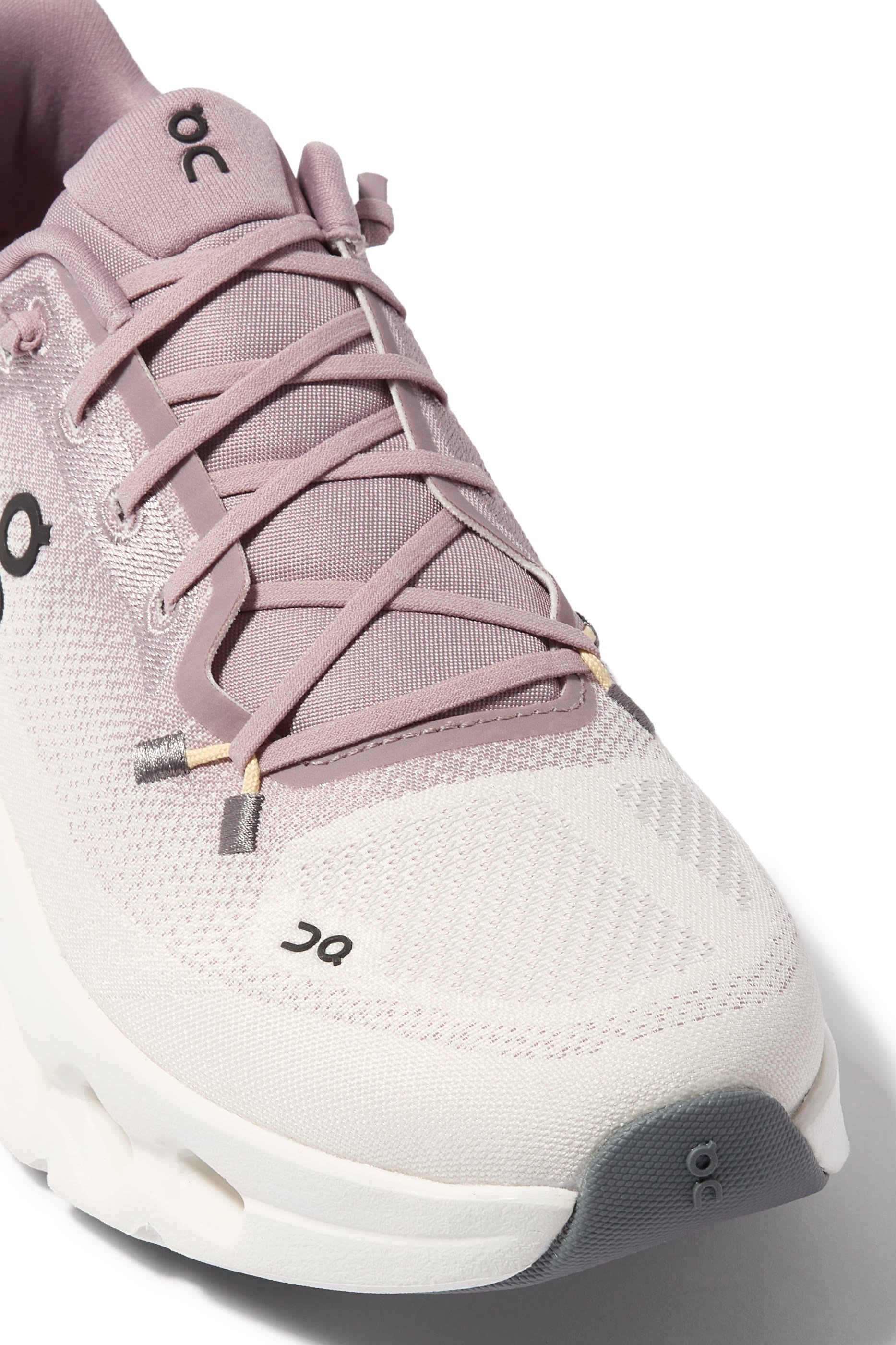 Women Cloudtilt Sneakers