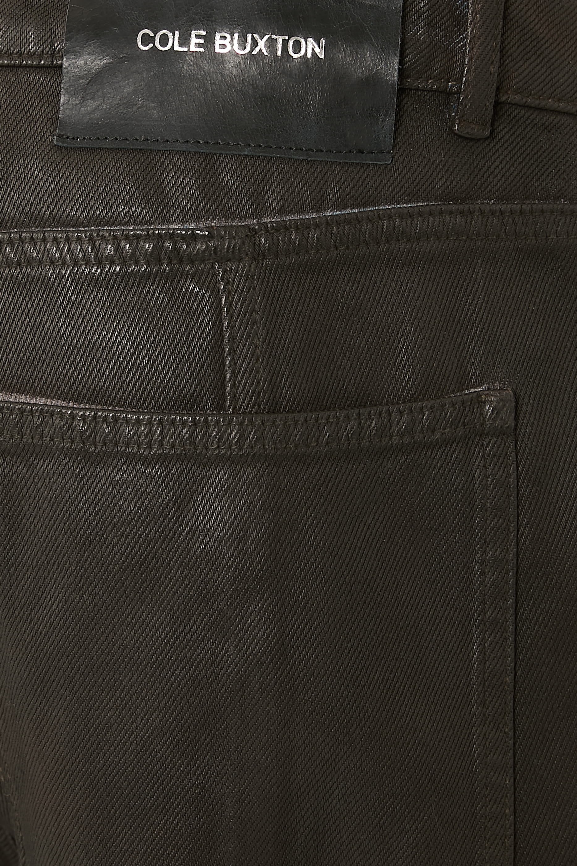 بنطال جينز مطلي بالشمع