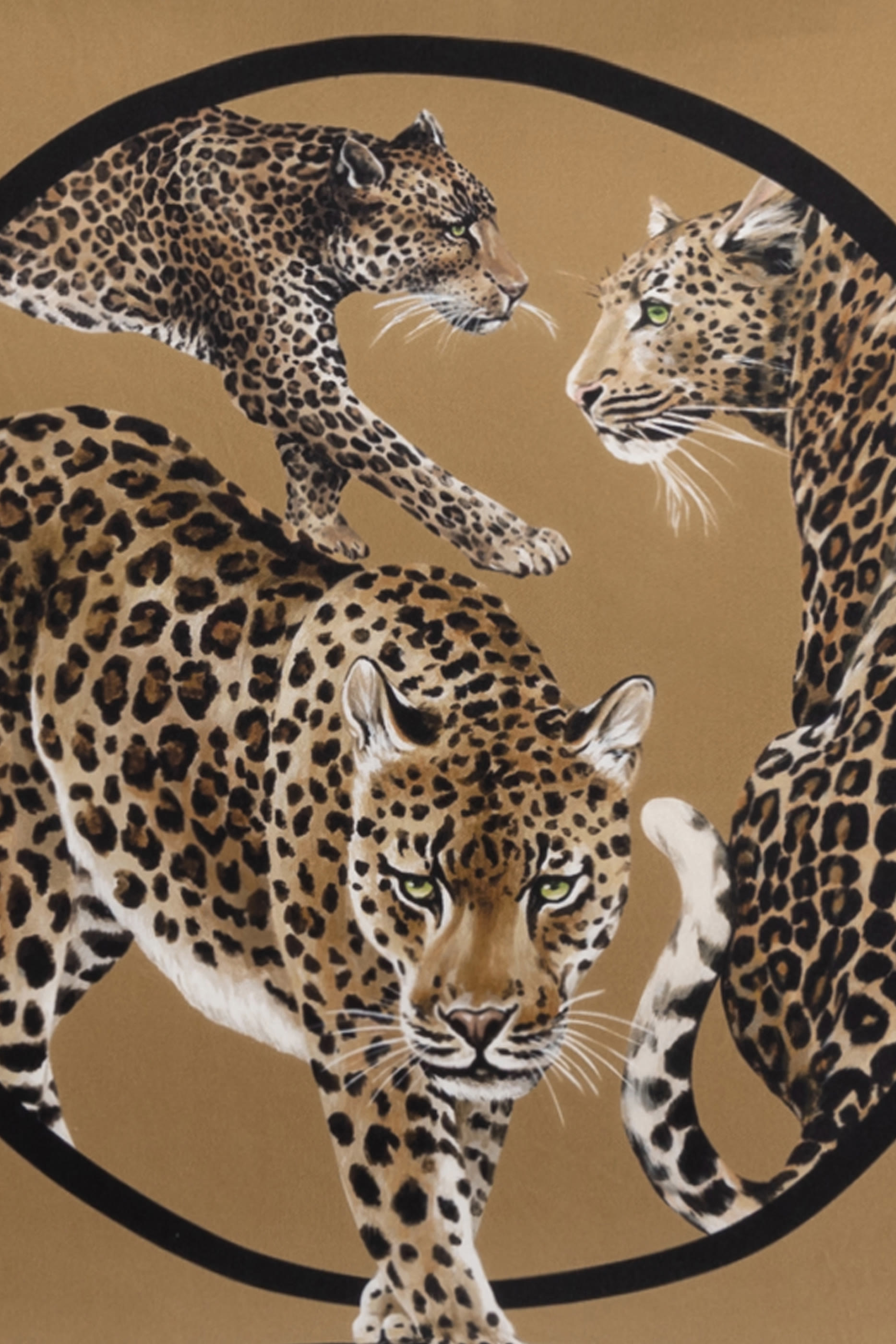 وسادة صغيرة بتطريزات ثلاث فهود حرير تويل