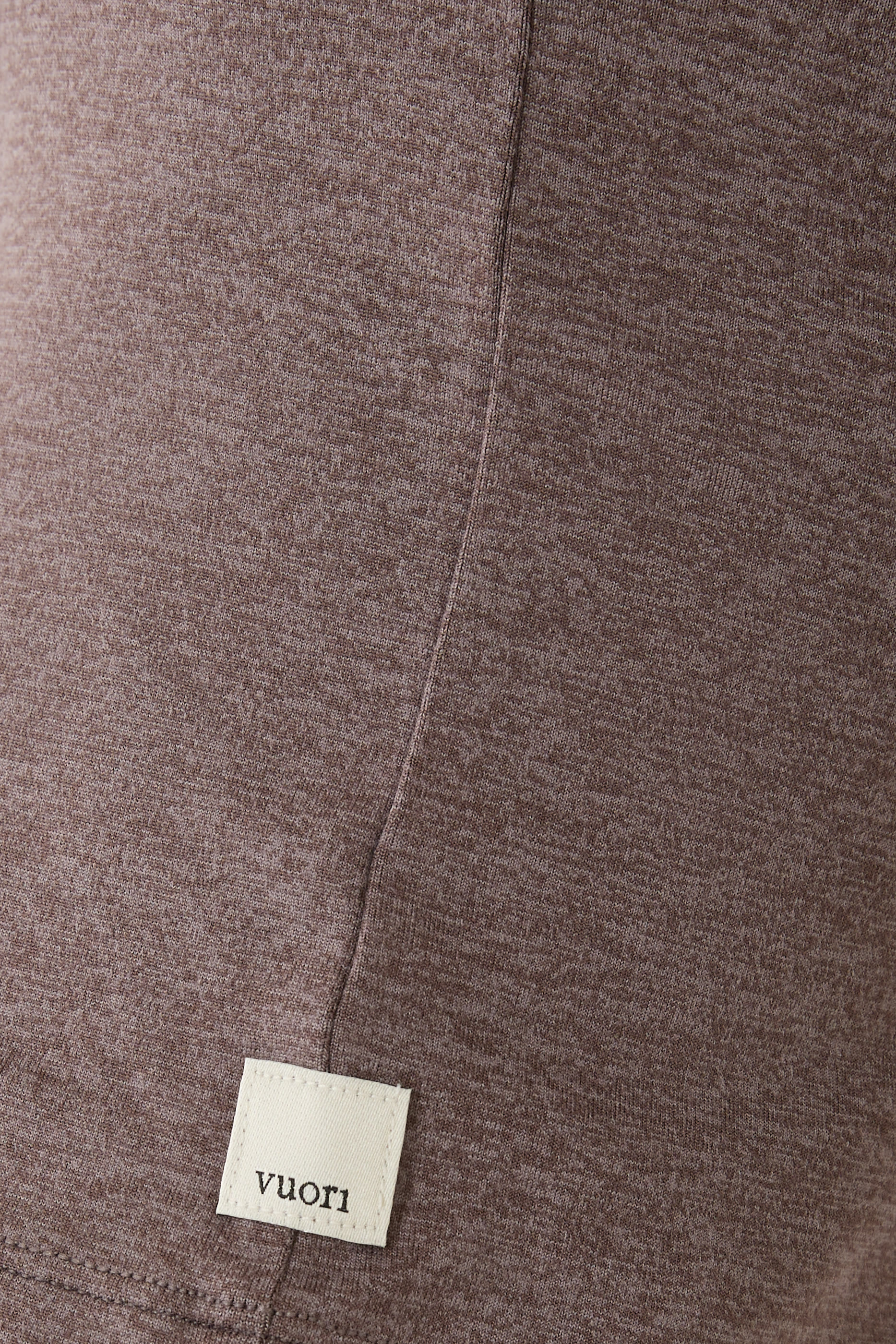 بلوزة هالو بيرفورمنس بقصة قصيرة 2.0