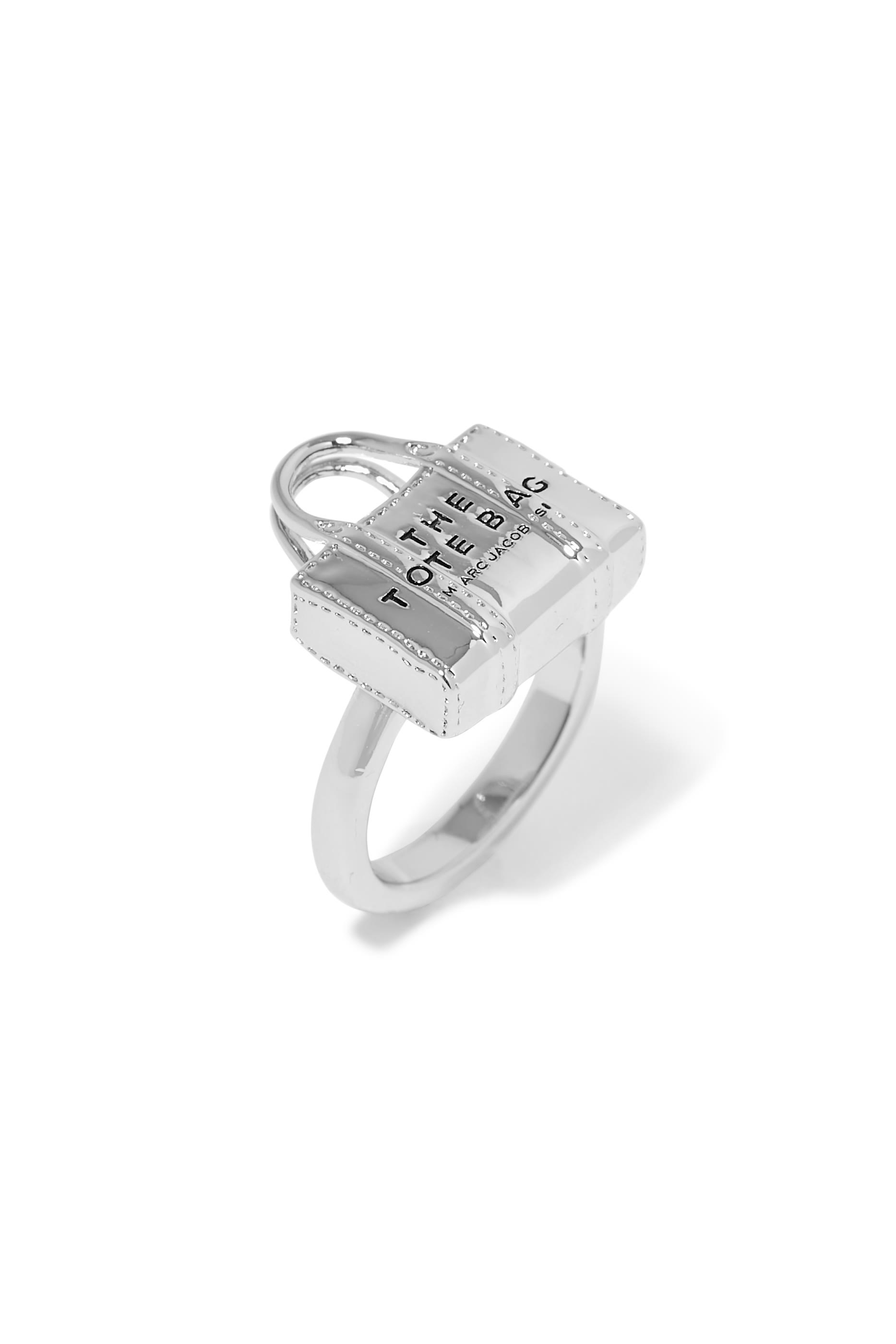 خاتم بتصميم حقيبة يد