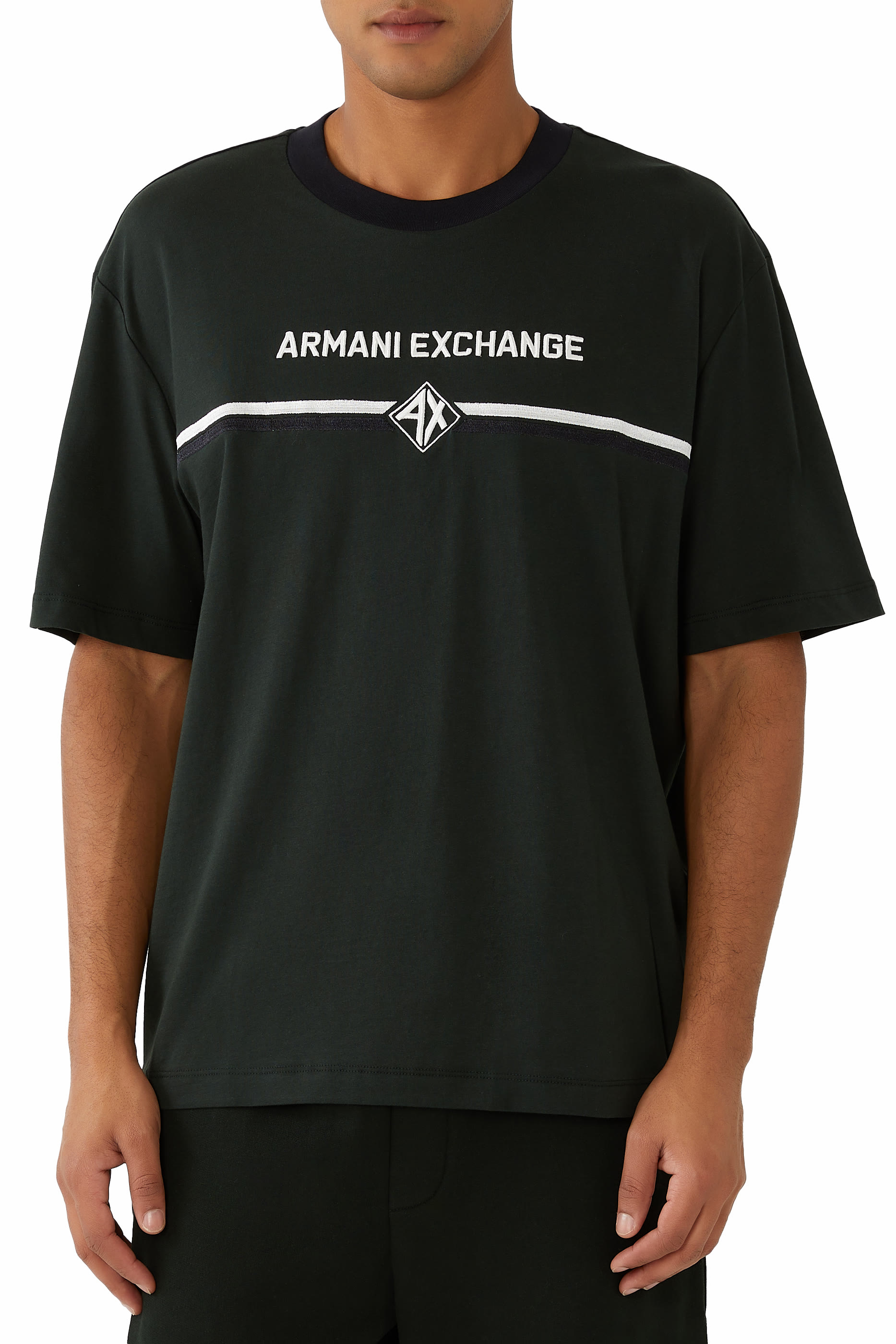 تيشيرت بشعار الماركة