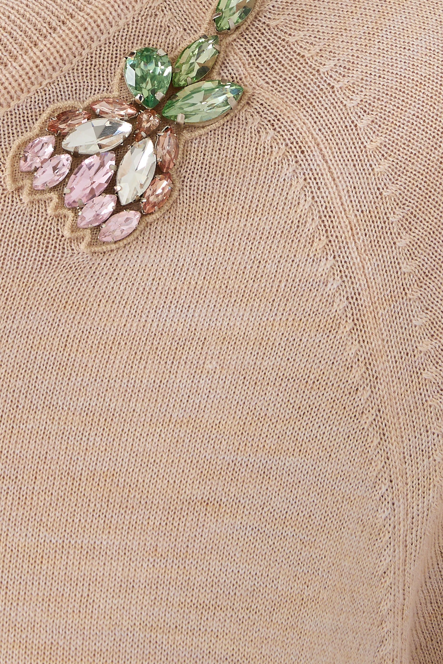 كارديغان بقصة كلاسيكية واكمام طويلة