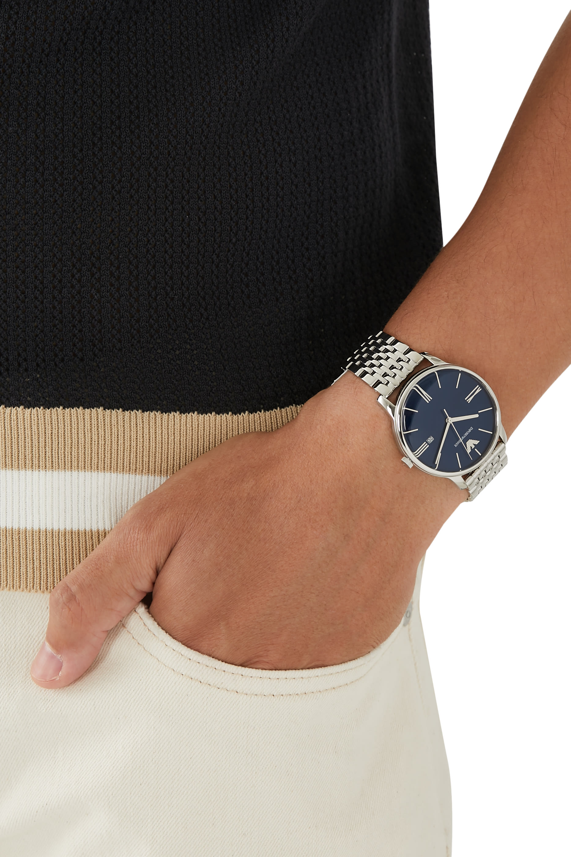 ساعة بتصميم بسيط كوارتز