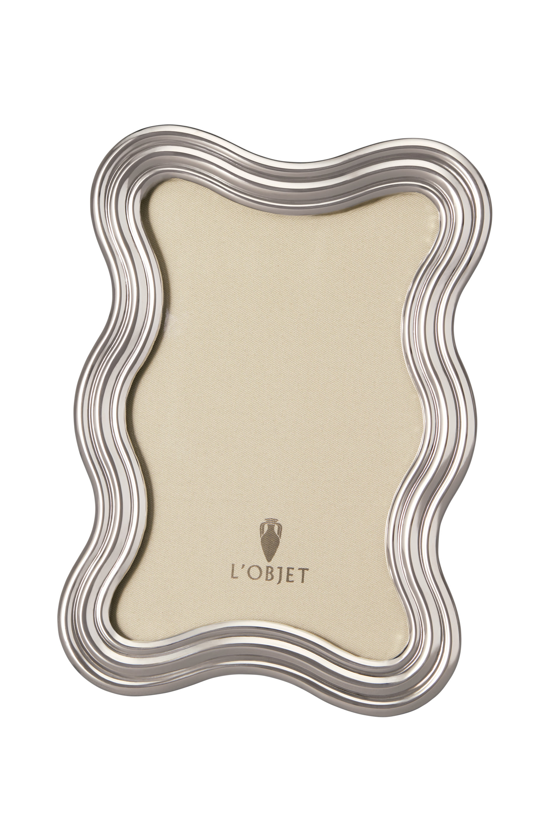 إطار صور بحافة مموجة مطلية بالبلاتينيوم