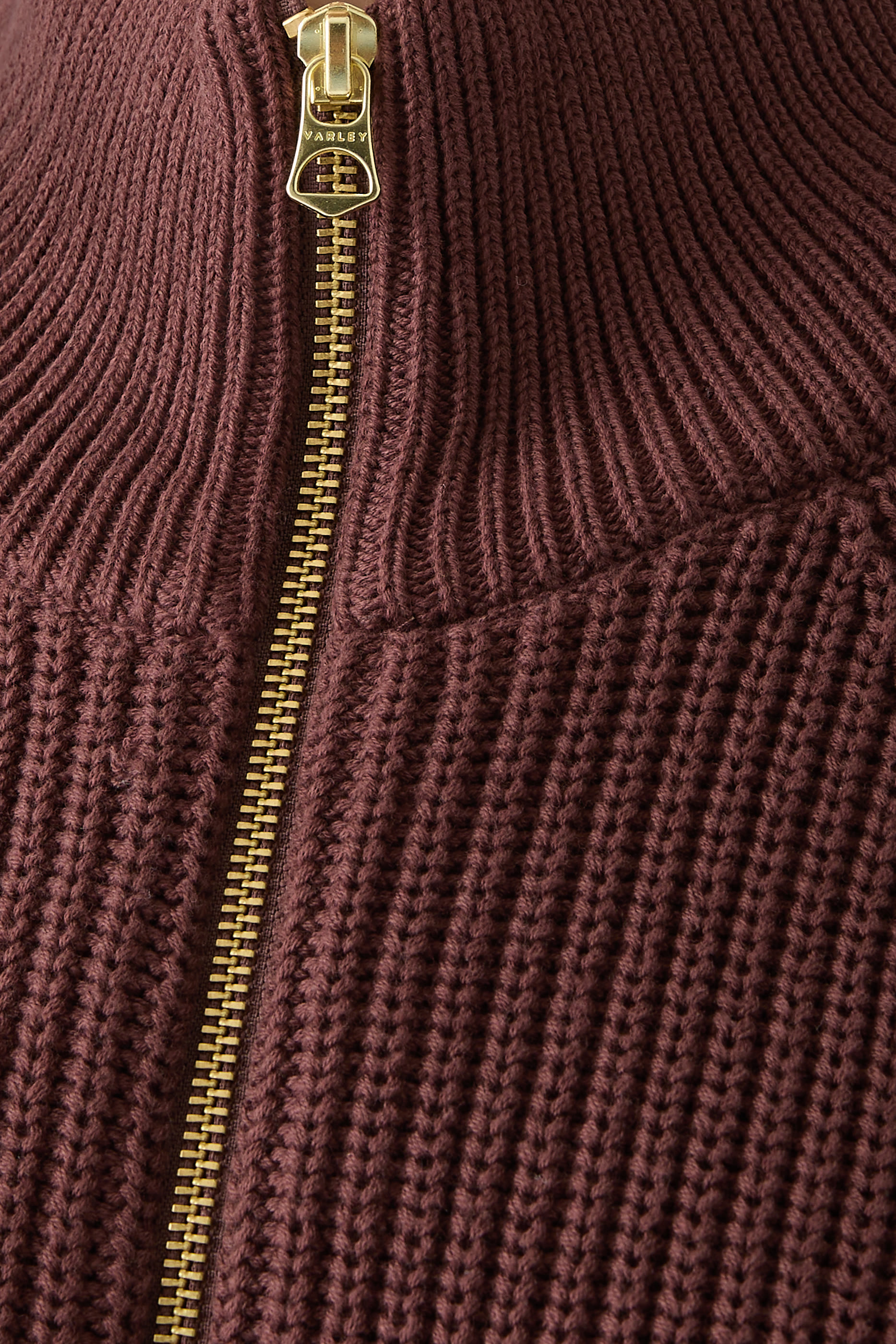 جاكيت تيسا محبوكة