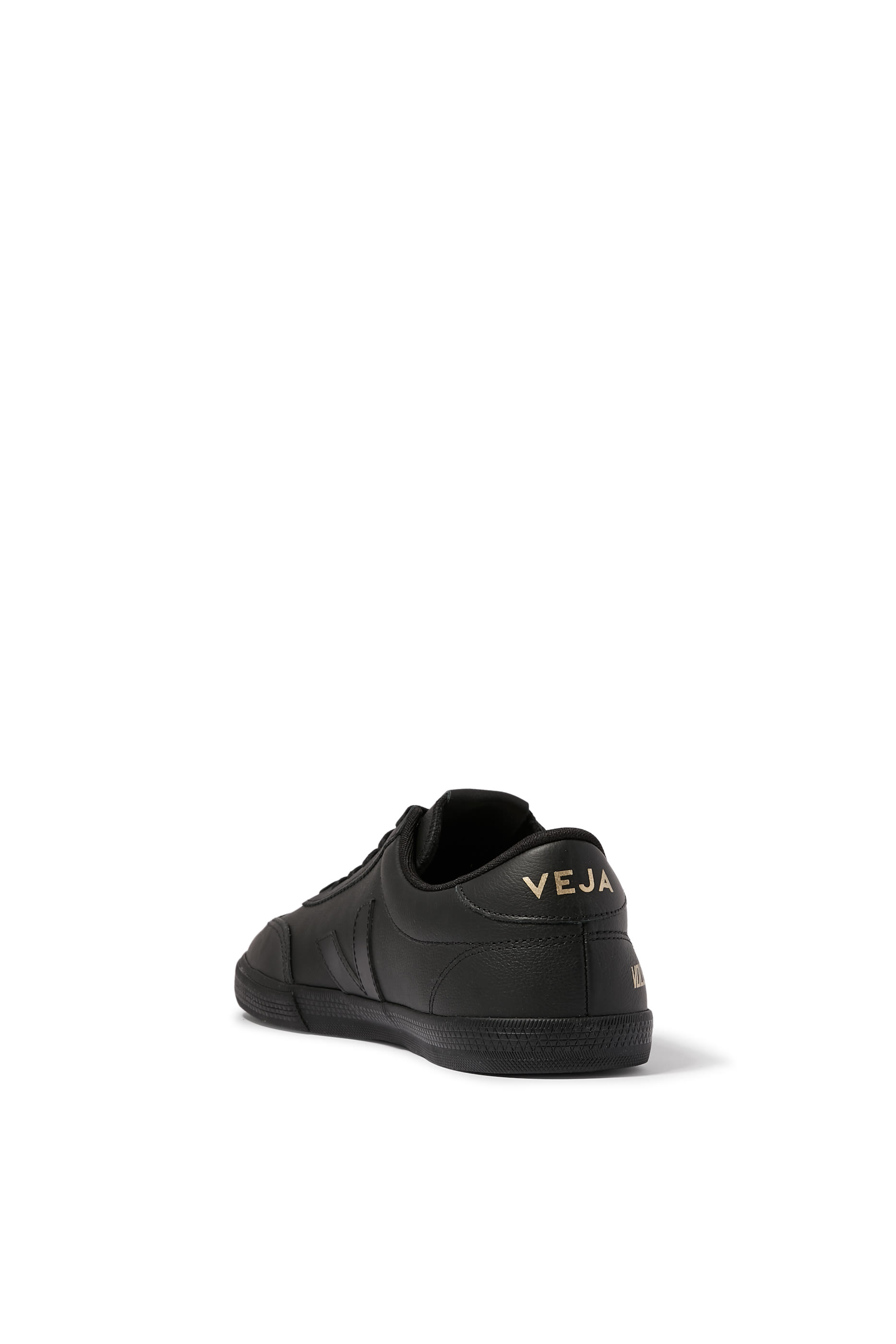 سنيكرز فولي بشعار الماركة