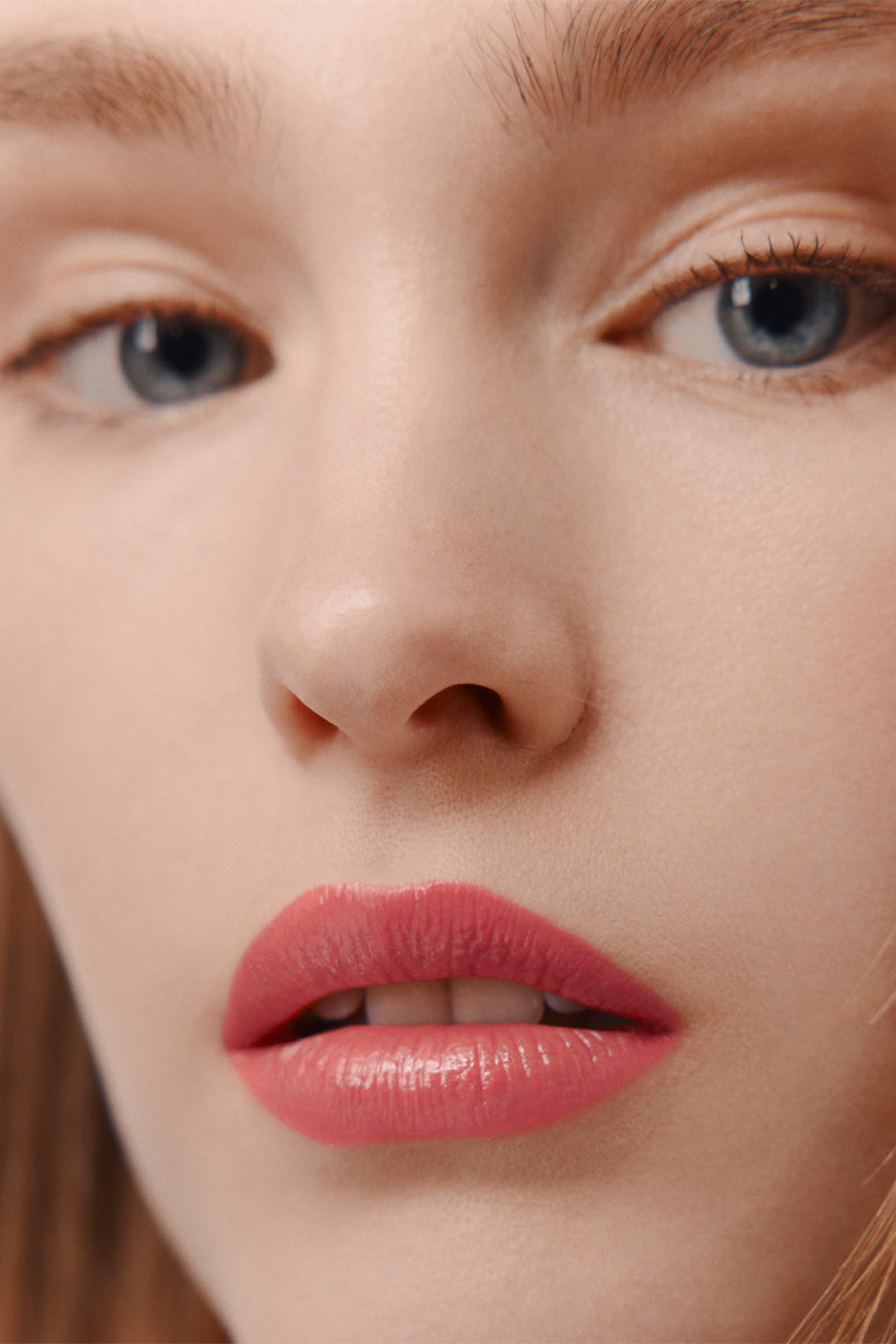 أحمر شفاه حريري لامع Rouge Herm&egrave;s