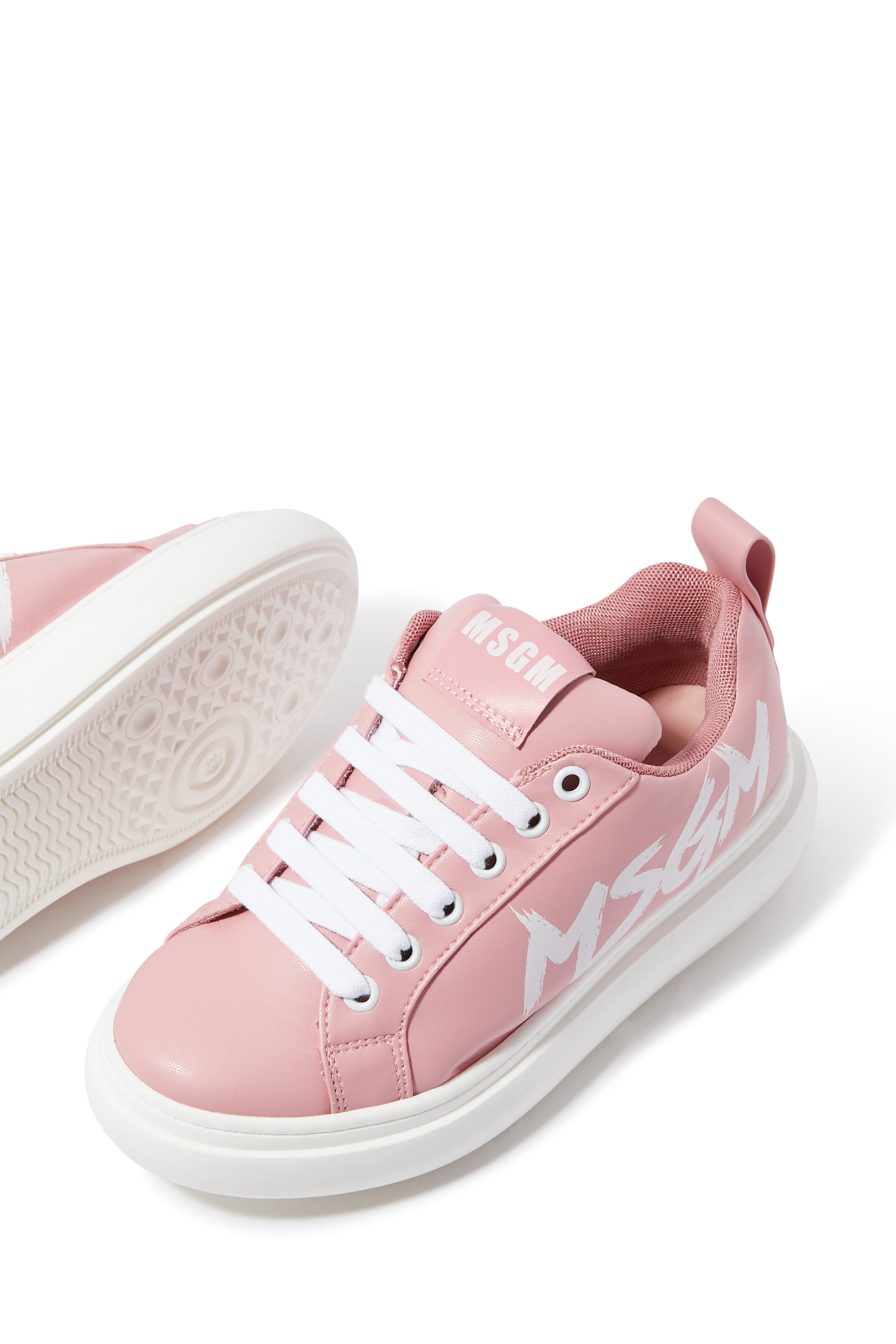 سنيكرز بطبعة شعار الماركة للأطفال