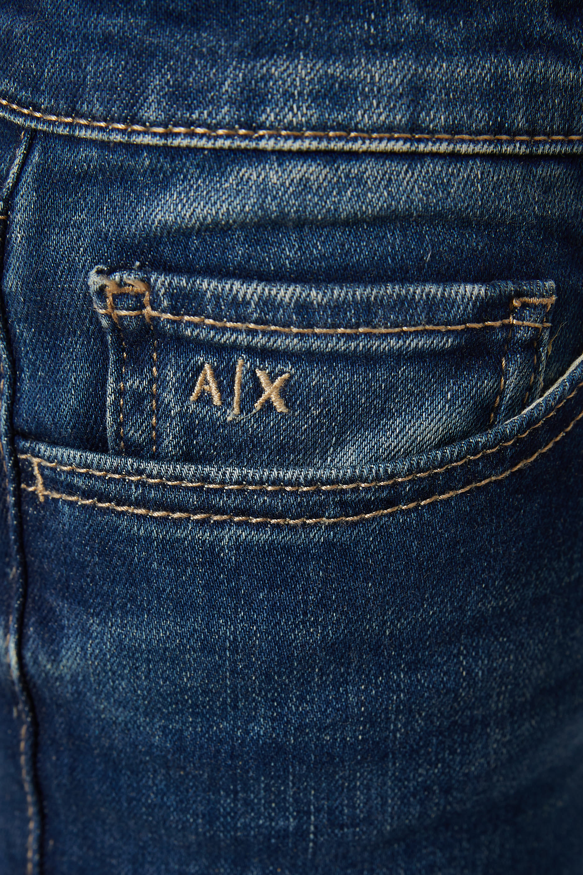 بنطال جينز جيه 01 قصير بقصة سوبر سكيني