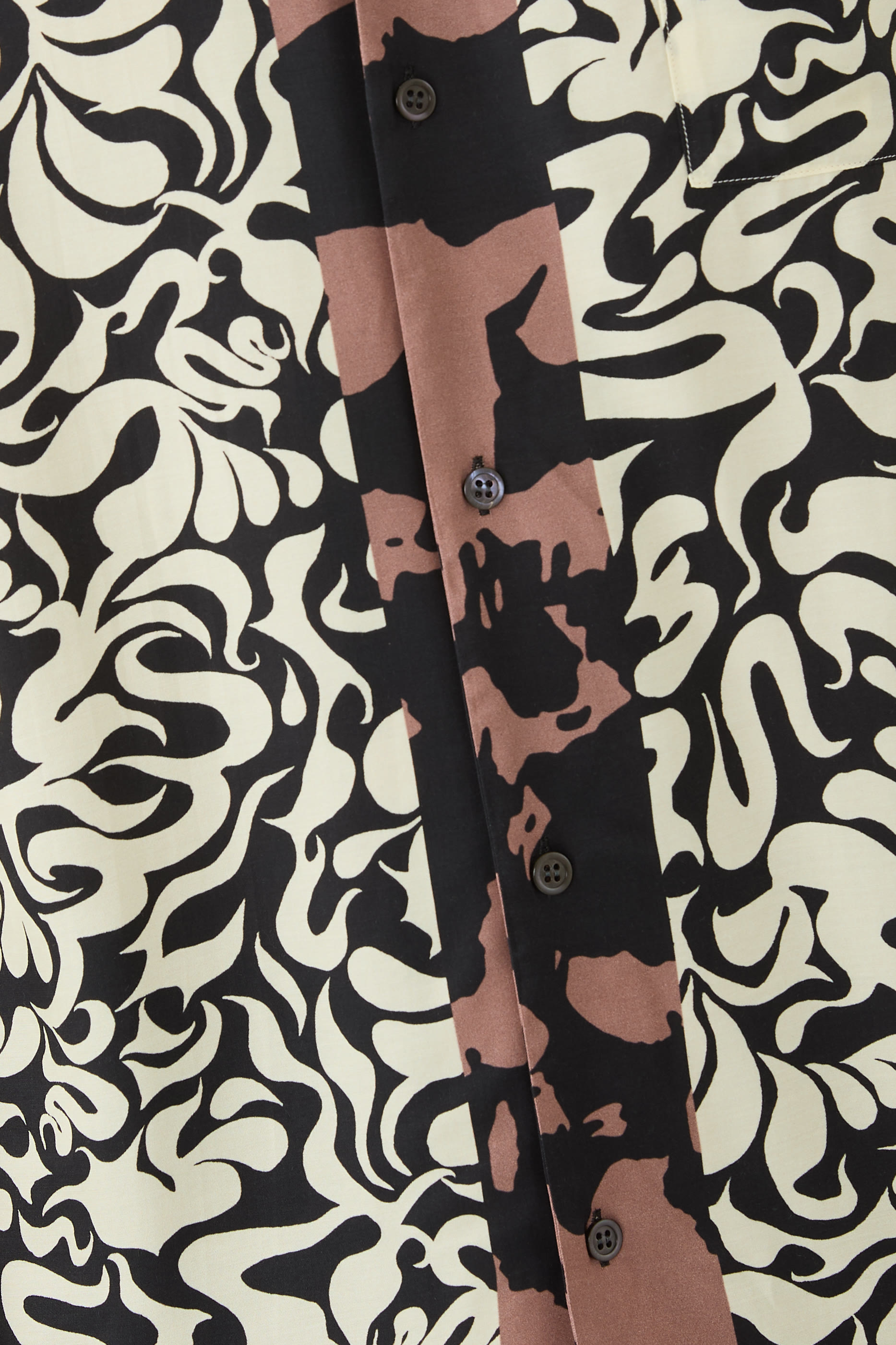 قميص كارلتون