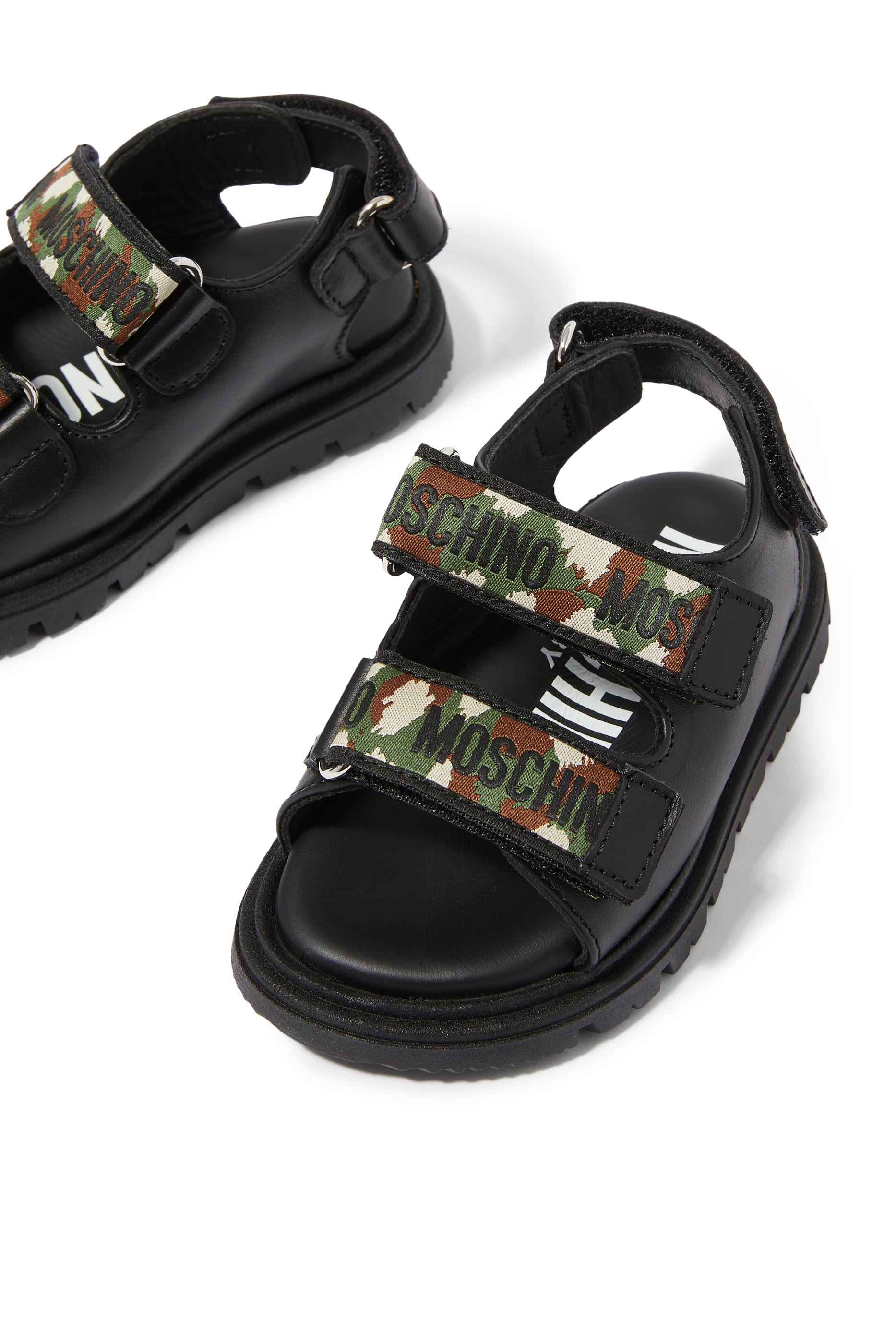 صندل بشعار الماركة جلد للأطفال