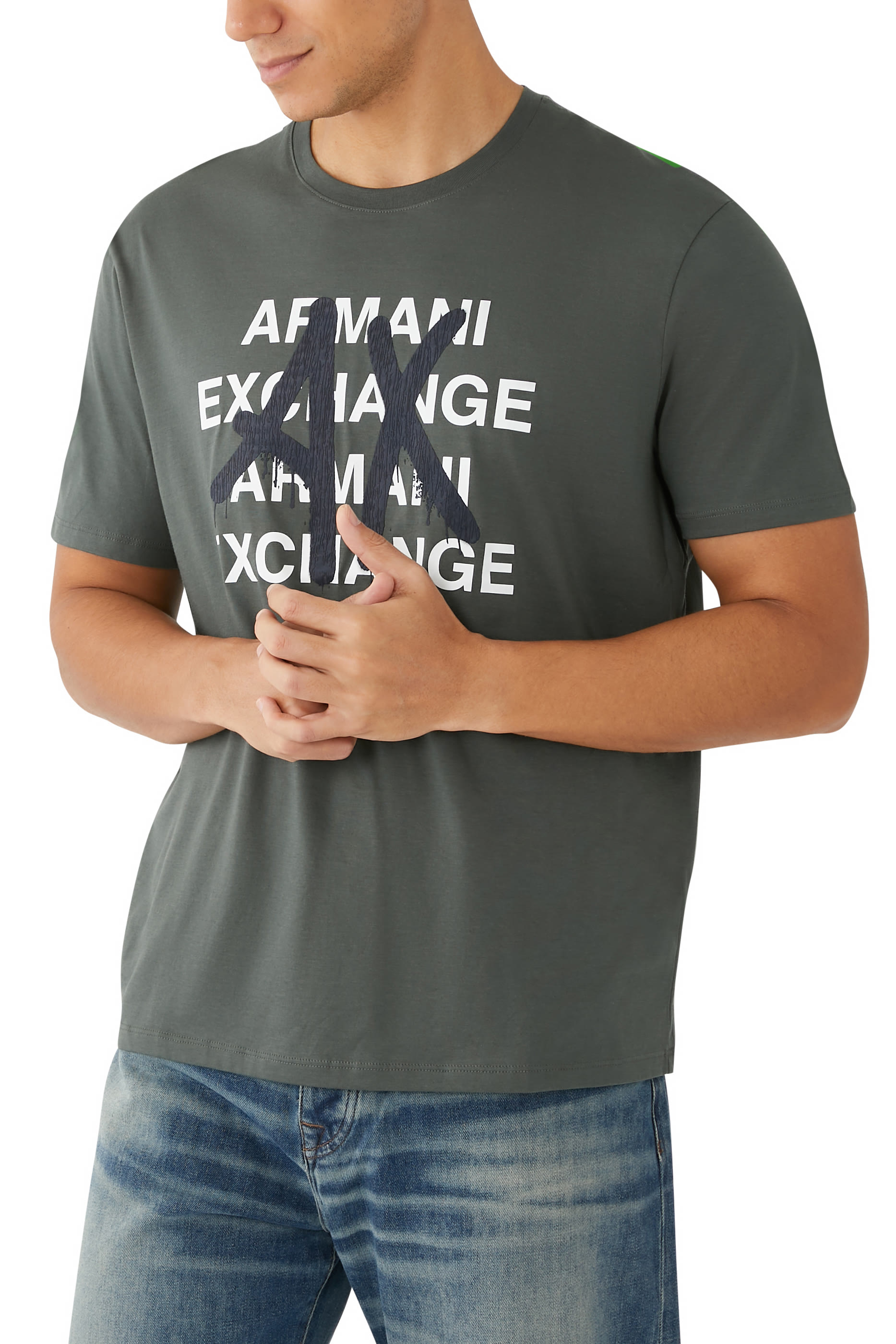 تيشيرت ميتا نايتشر بياقة ضيقة