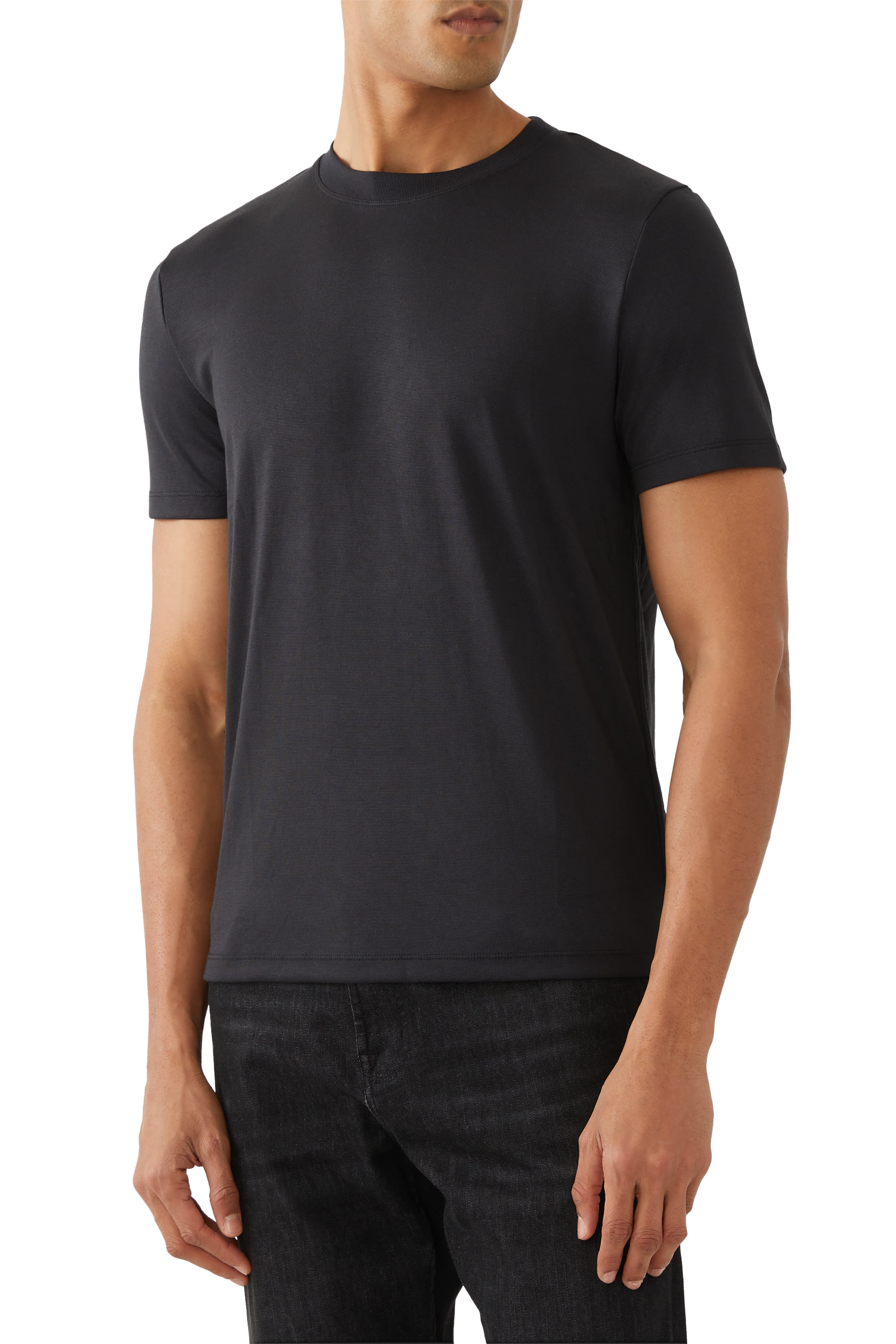 تيشيرت إسنشالز