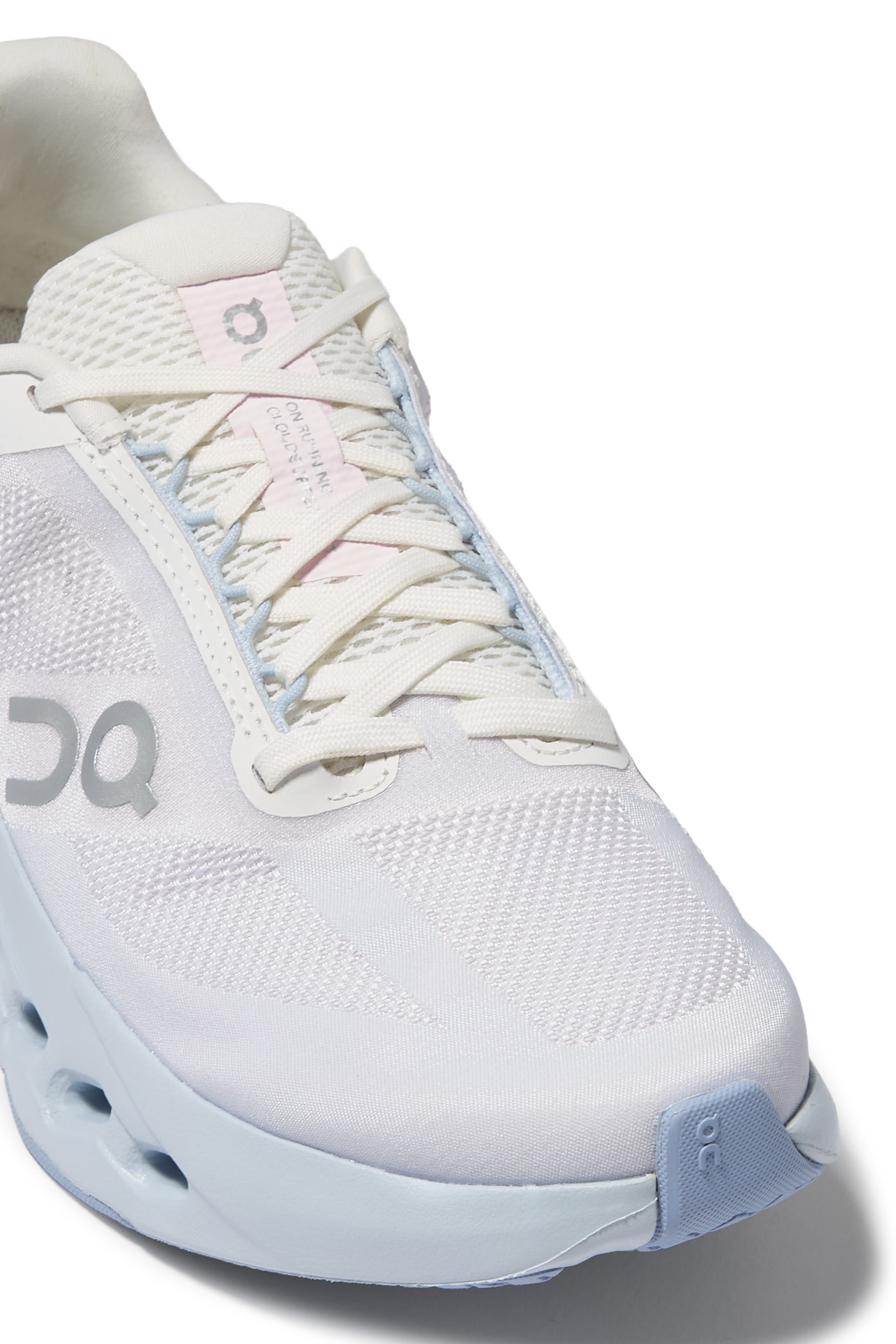 سنيكرز كلاود سيرفر نيكست