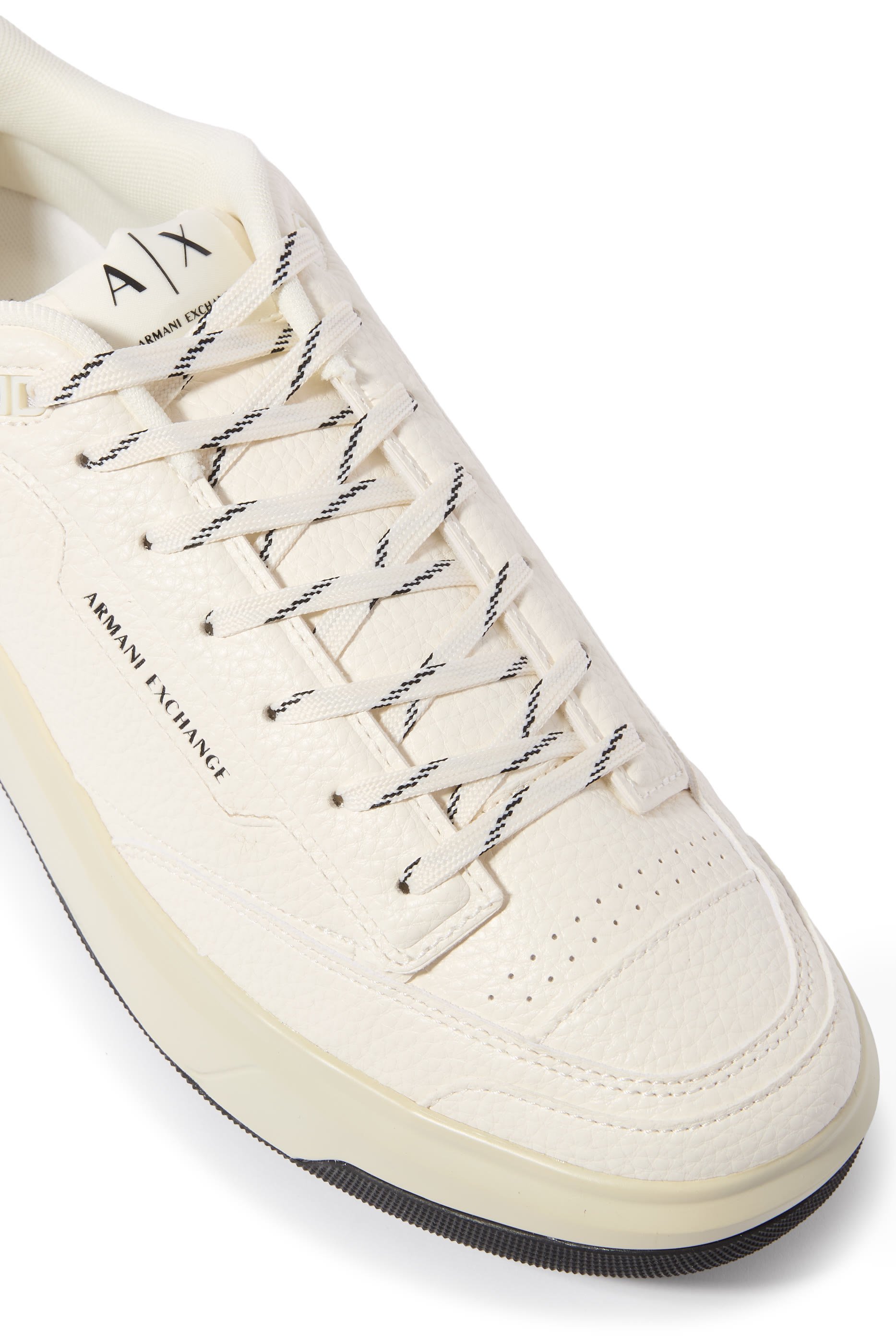 سنيكرز فينيسيا بشعار الماركة 