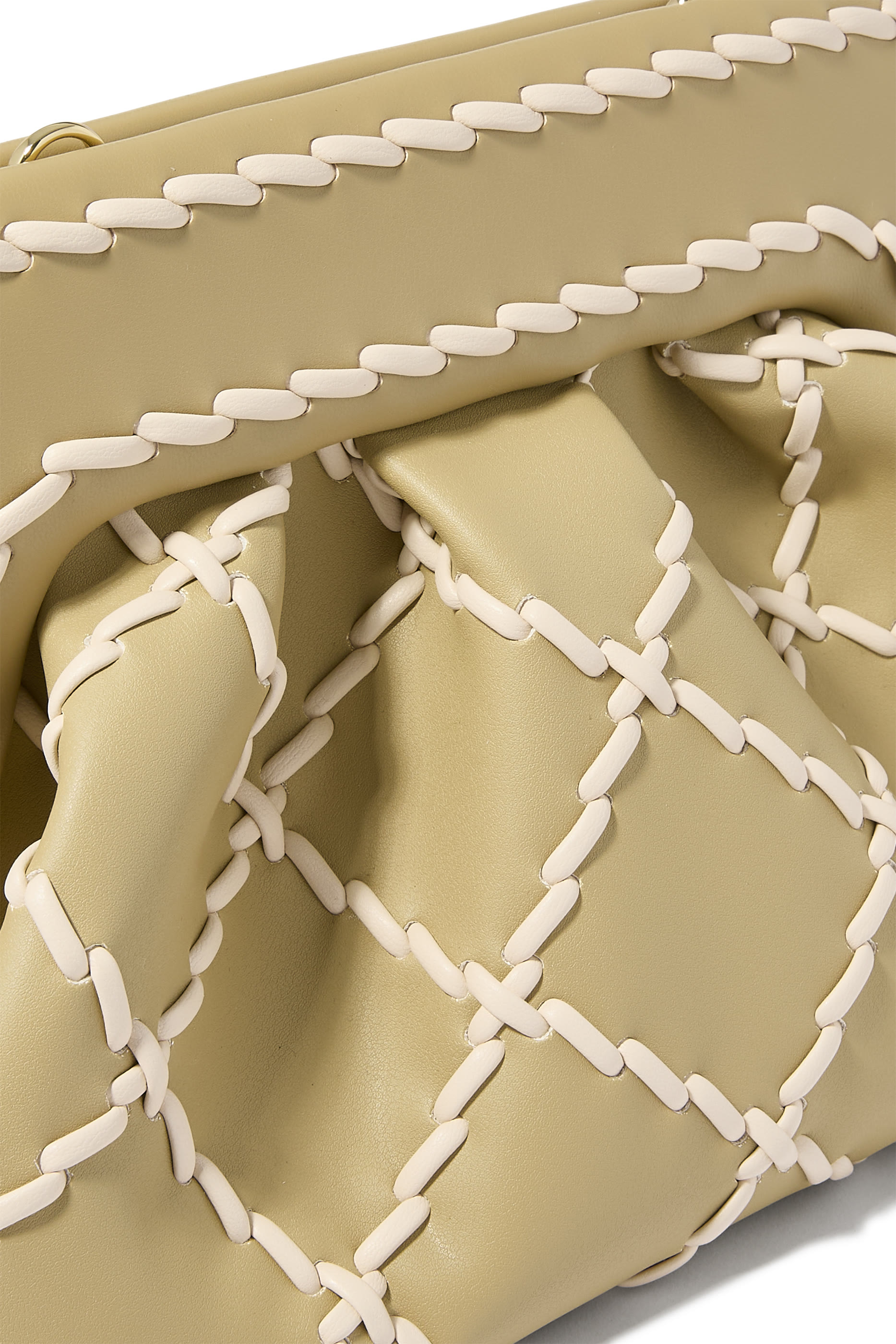 حقيبة كلاتش تيا بامبو ودانتيل