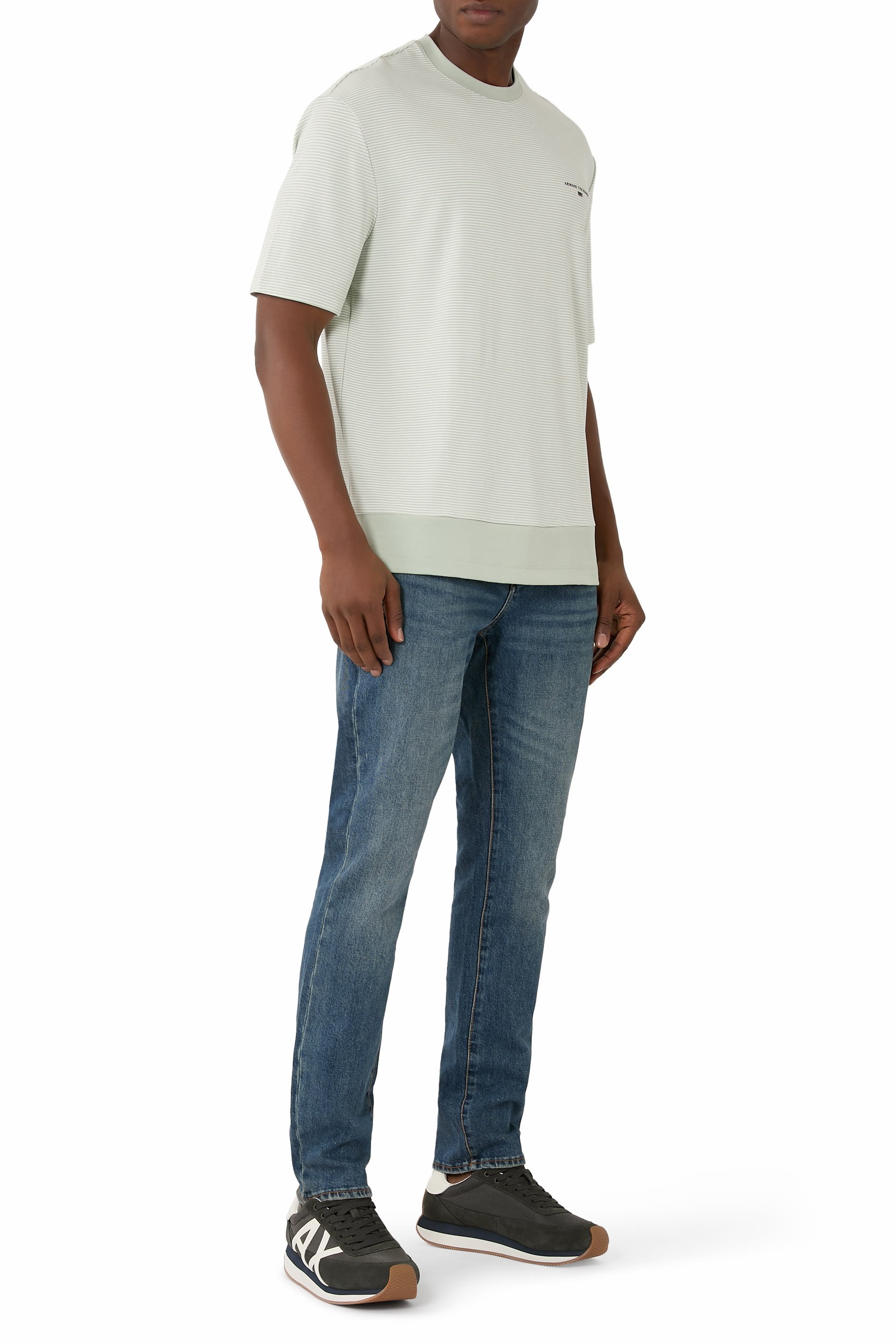 سنيكرز رويال بكاحل منخفض وشعار الماركة