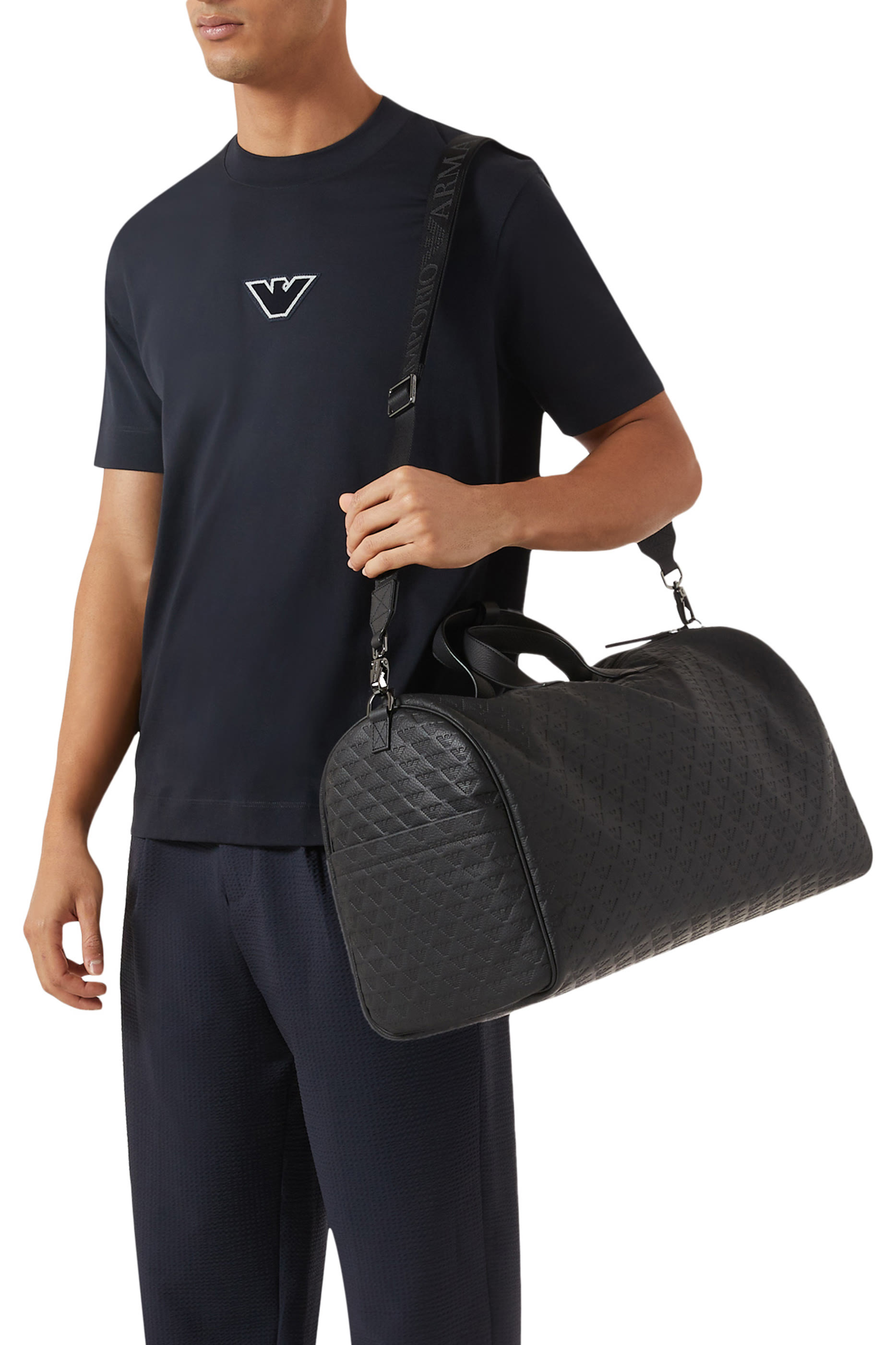 حقيبة دافل بنقشات شعار النسر